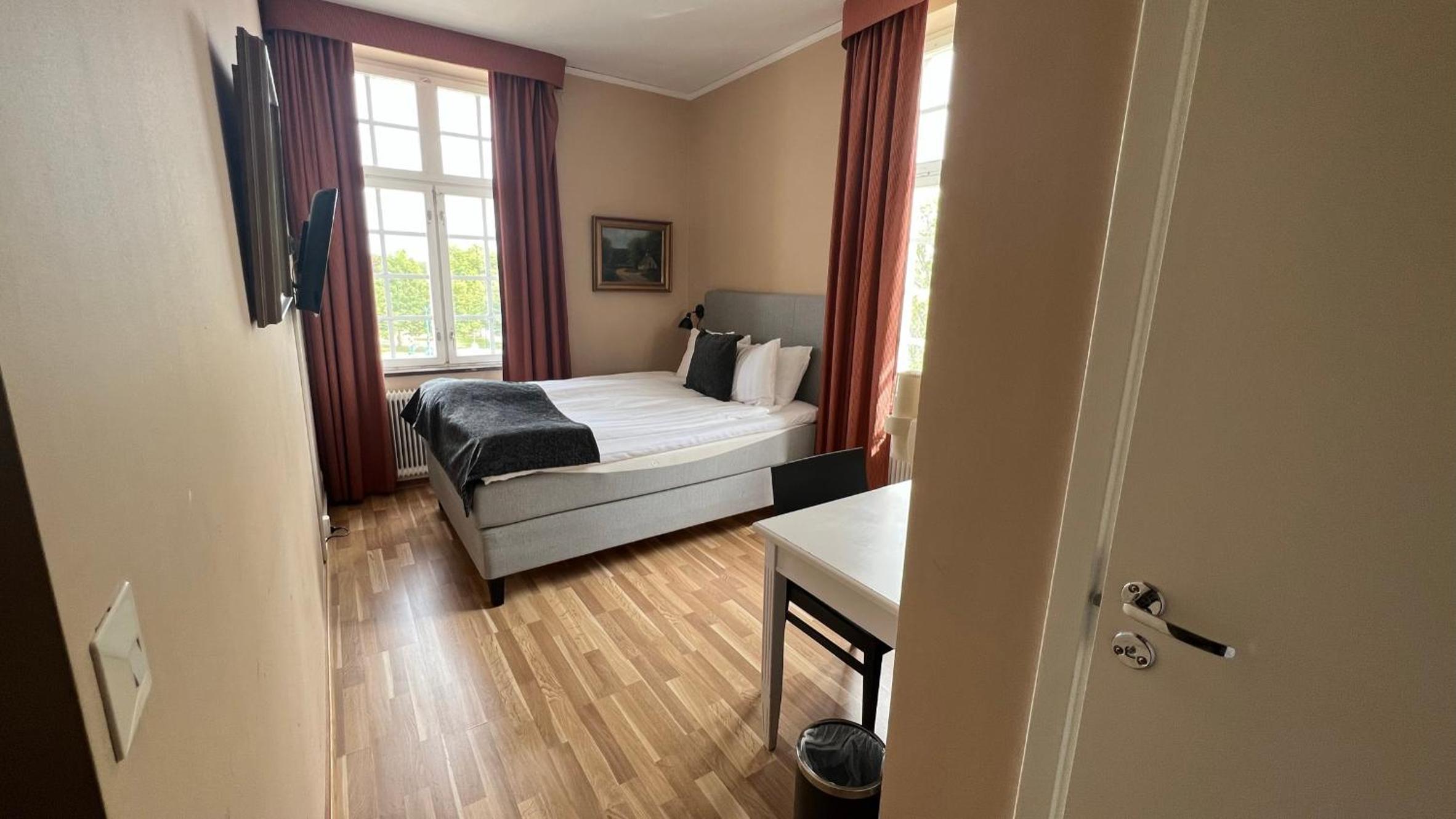 Deluxe Single Room photo 3