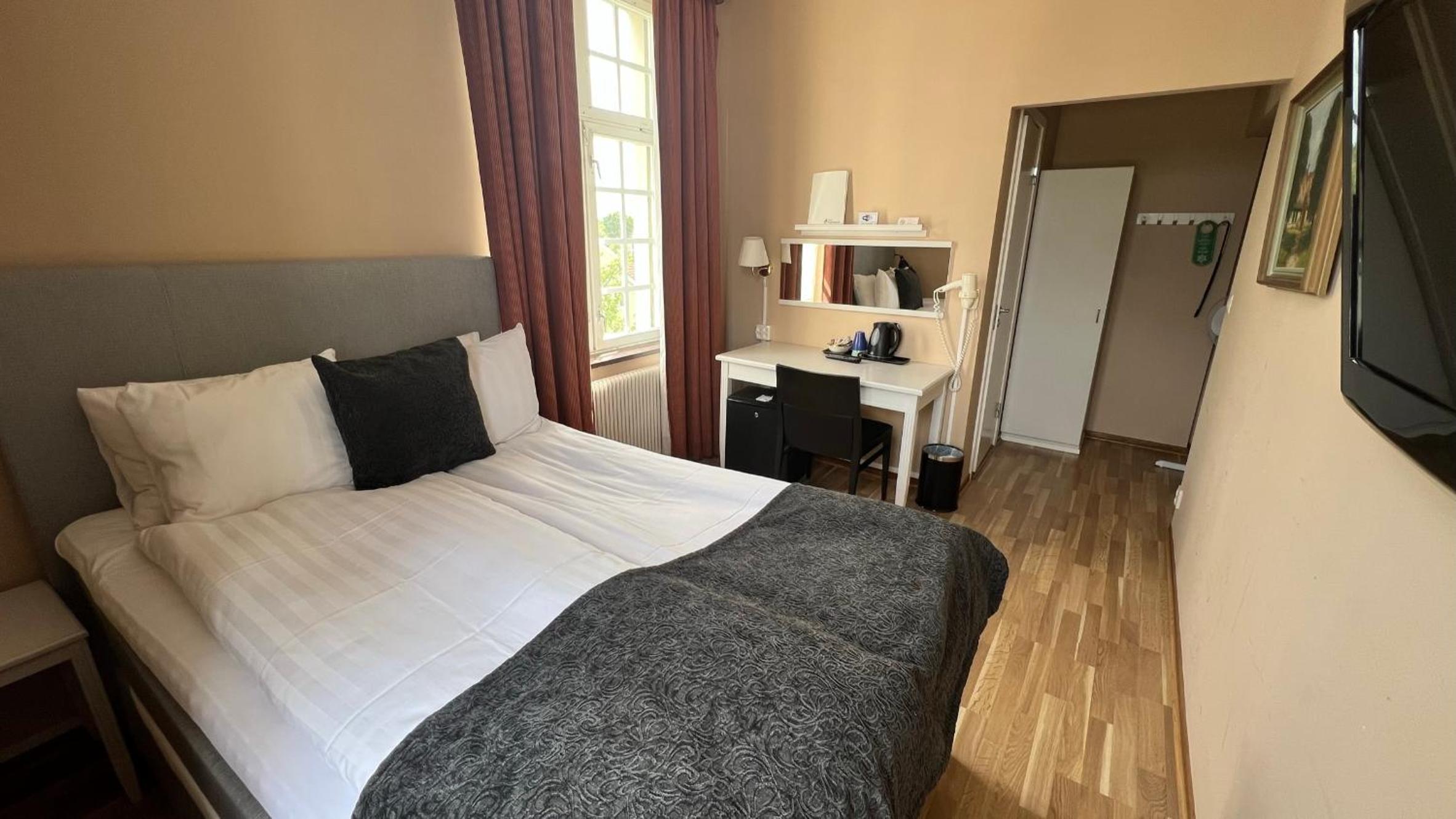 Deluxe Single Room photo 2