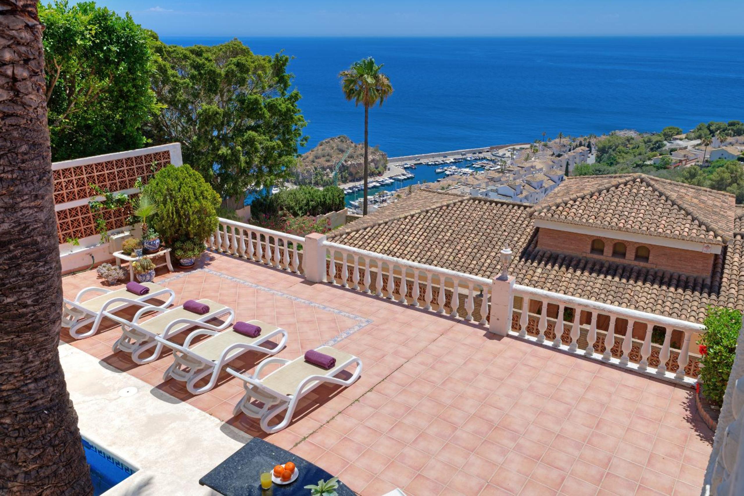 Villa with Private Pool photo 2