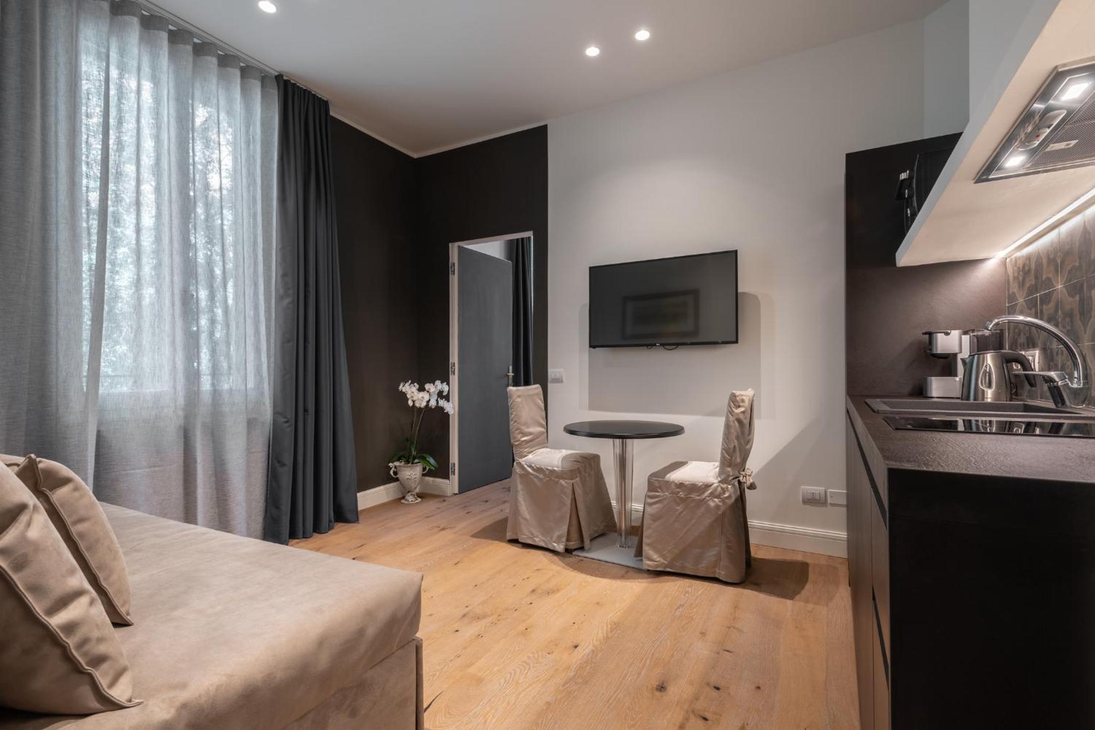 Comfort Apartment - Photo 19