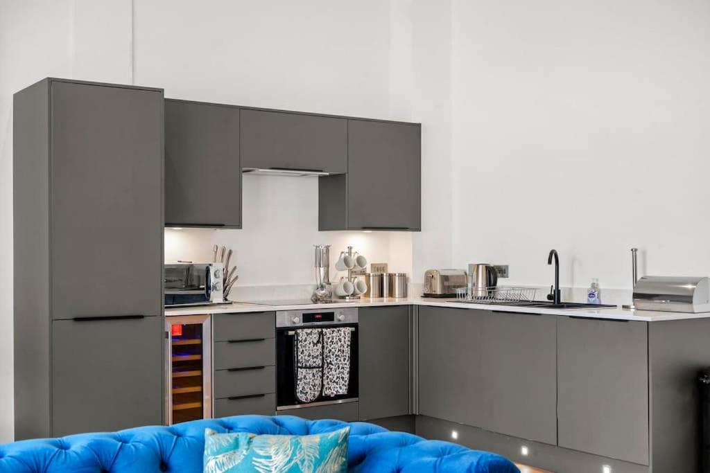 Apartment photo 2