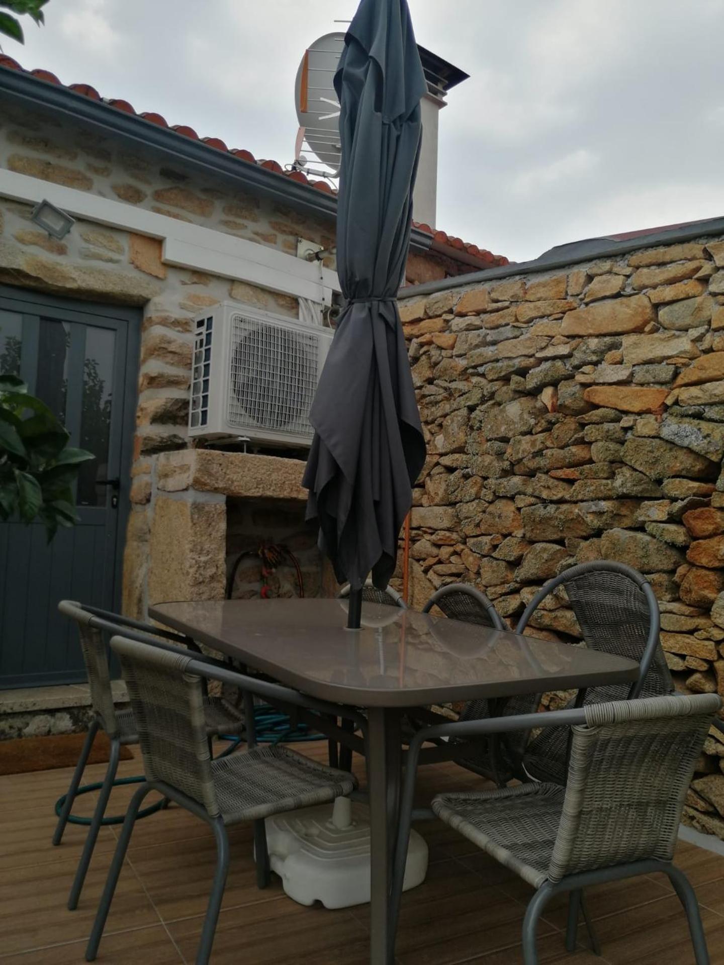 Two-Bedroom House - Photo 12