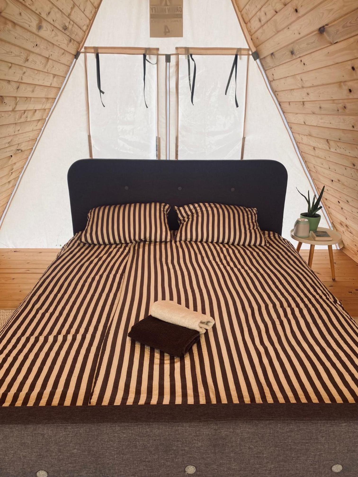 Wooden Tent - Photo 1