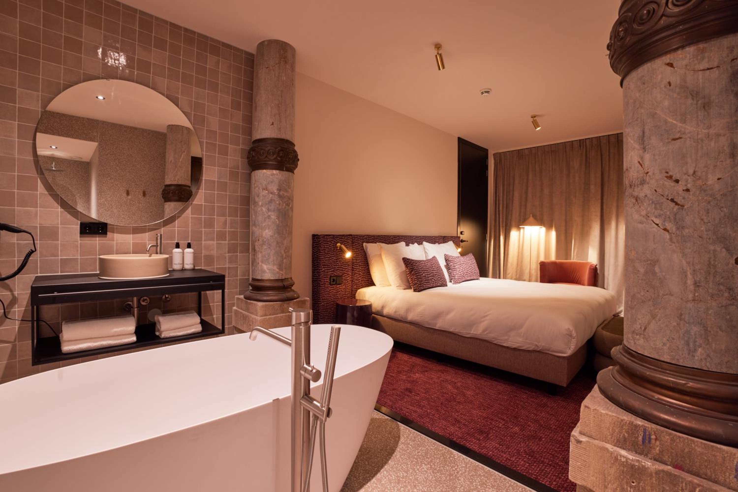 Two-Bedroom Suite photo 2