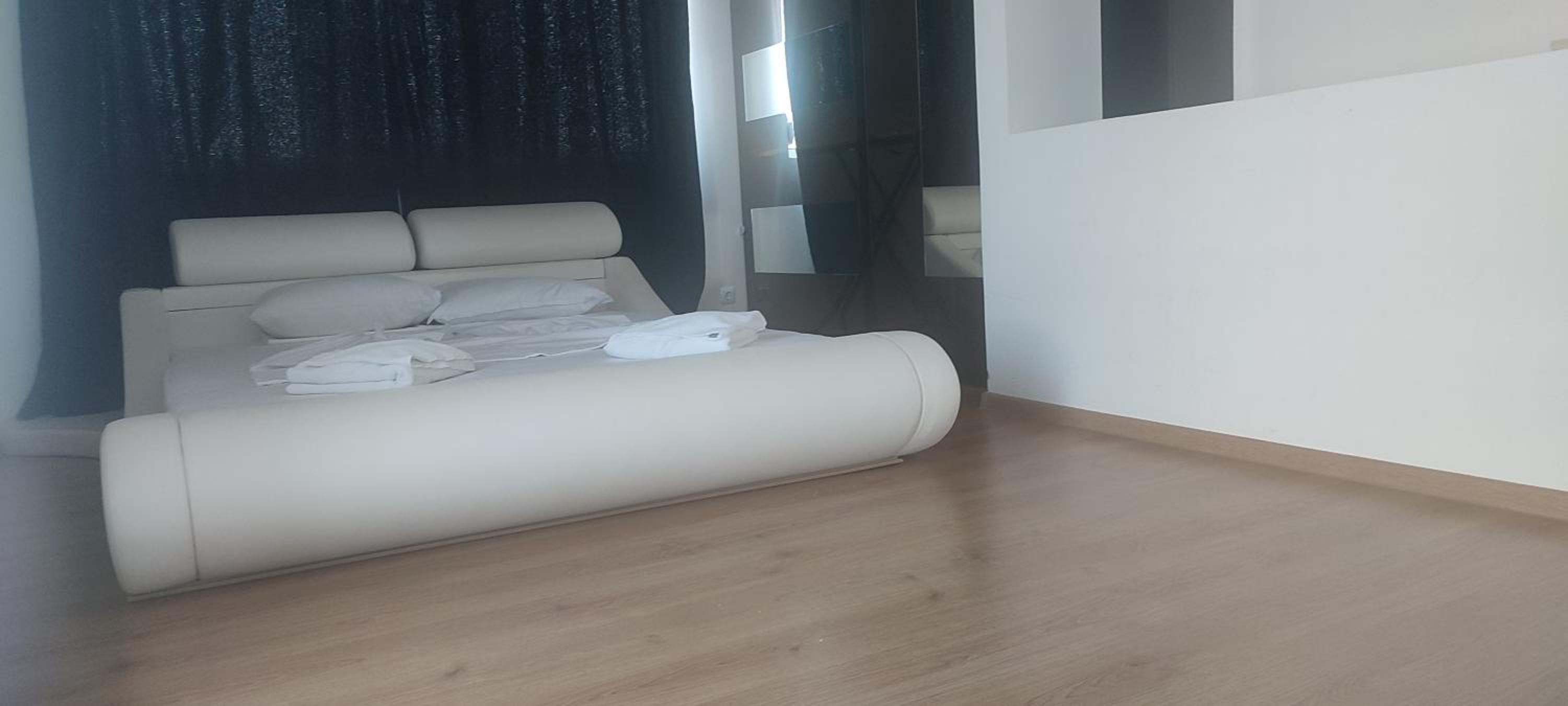 Apartment - Split Level photo 1