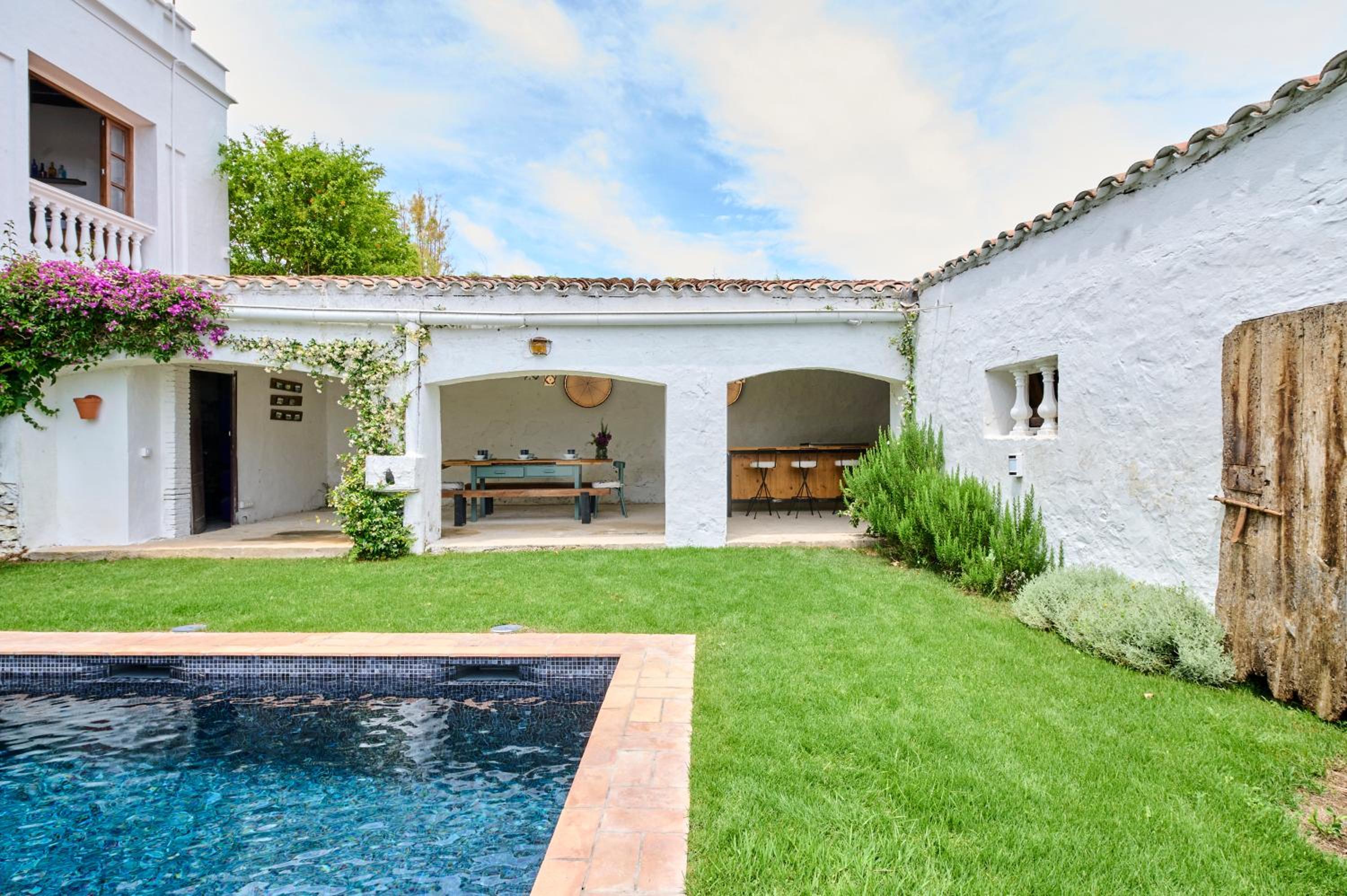 Villa photo 3