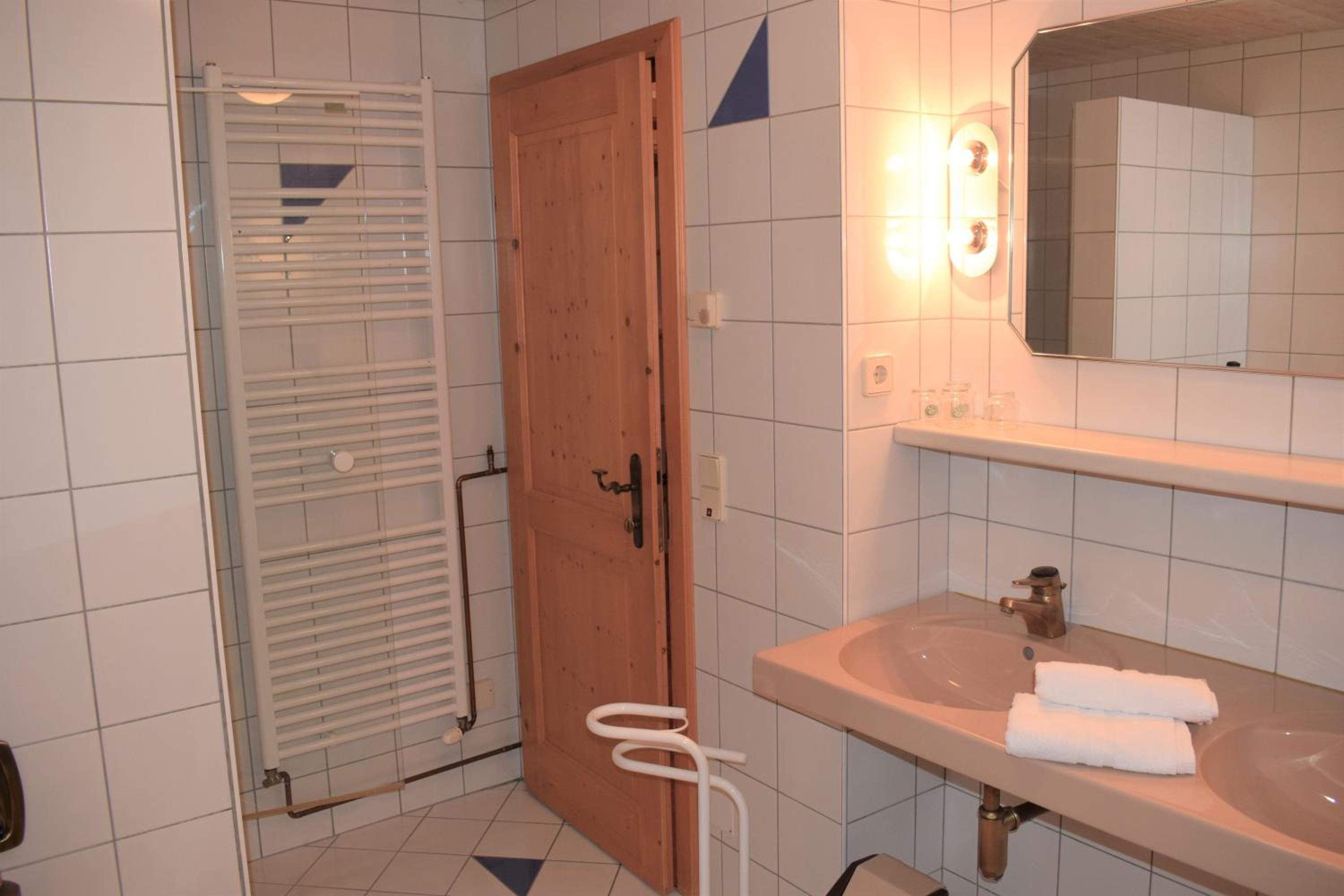 One-Bedroom Apartment photo 3