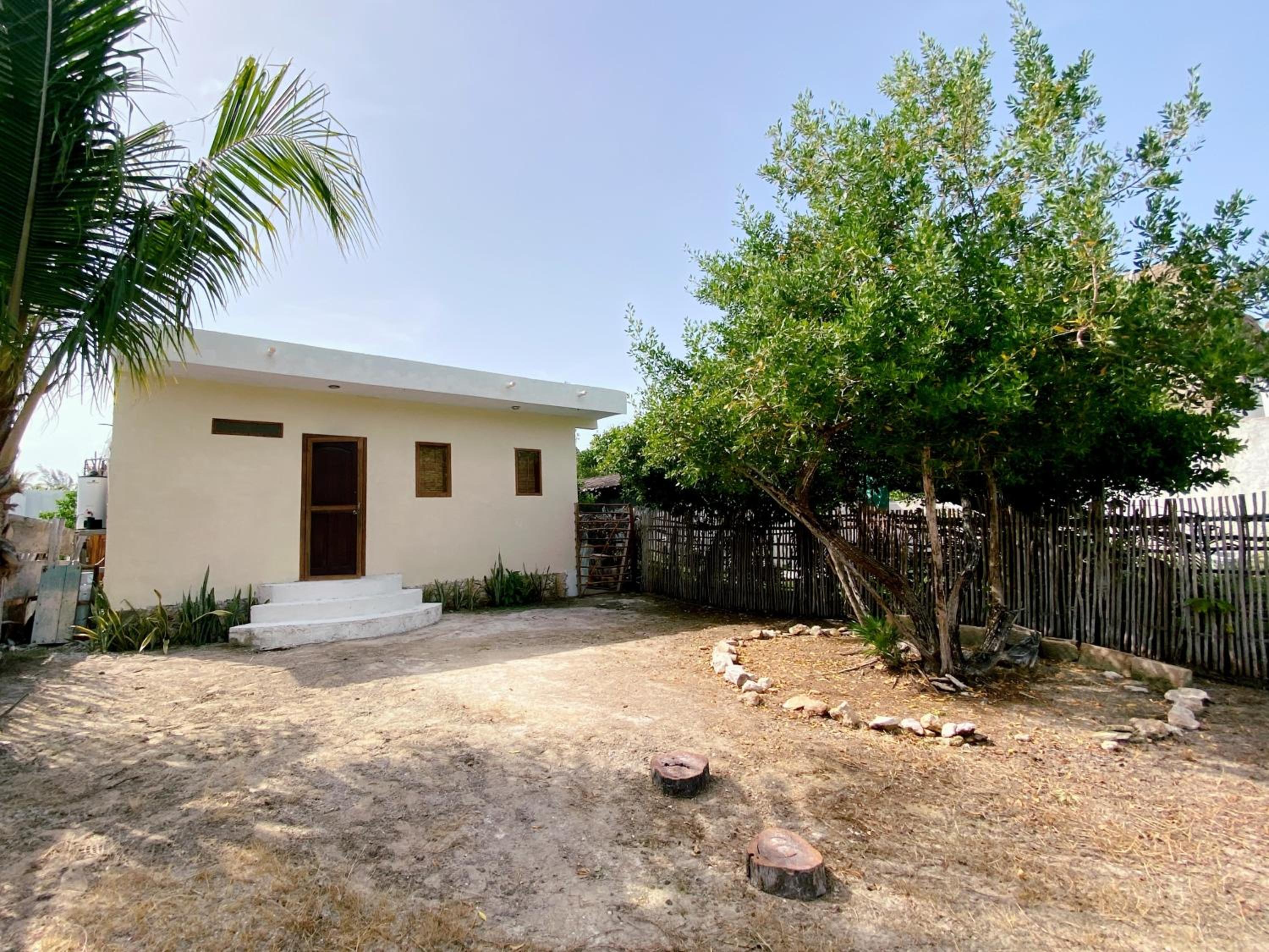 One-Bedroom House photo 3