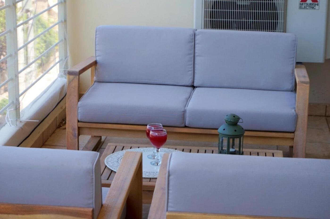Apartment with Balcony - Photo 13