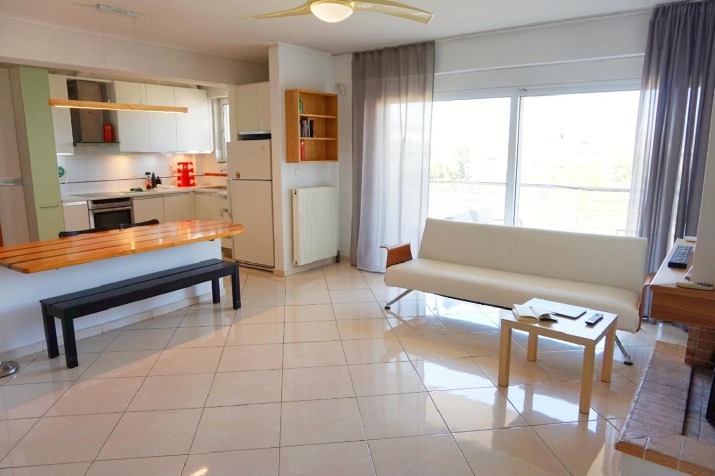 Apartment with Balcony - Photo 17