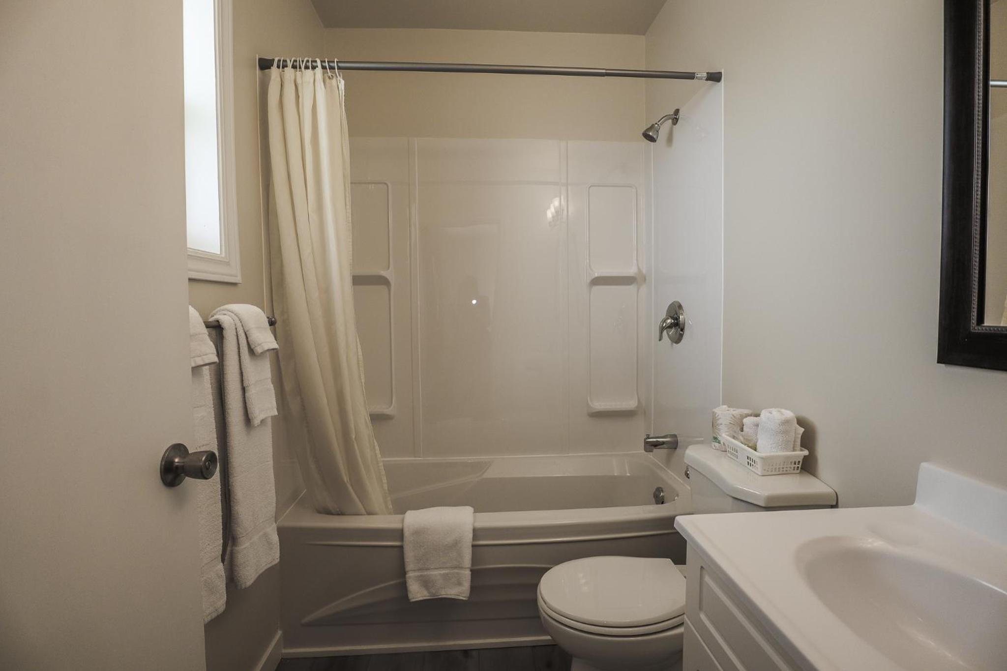 Queen Room photo 3