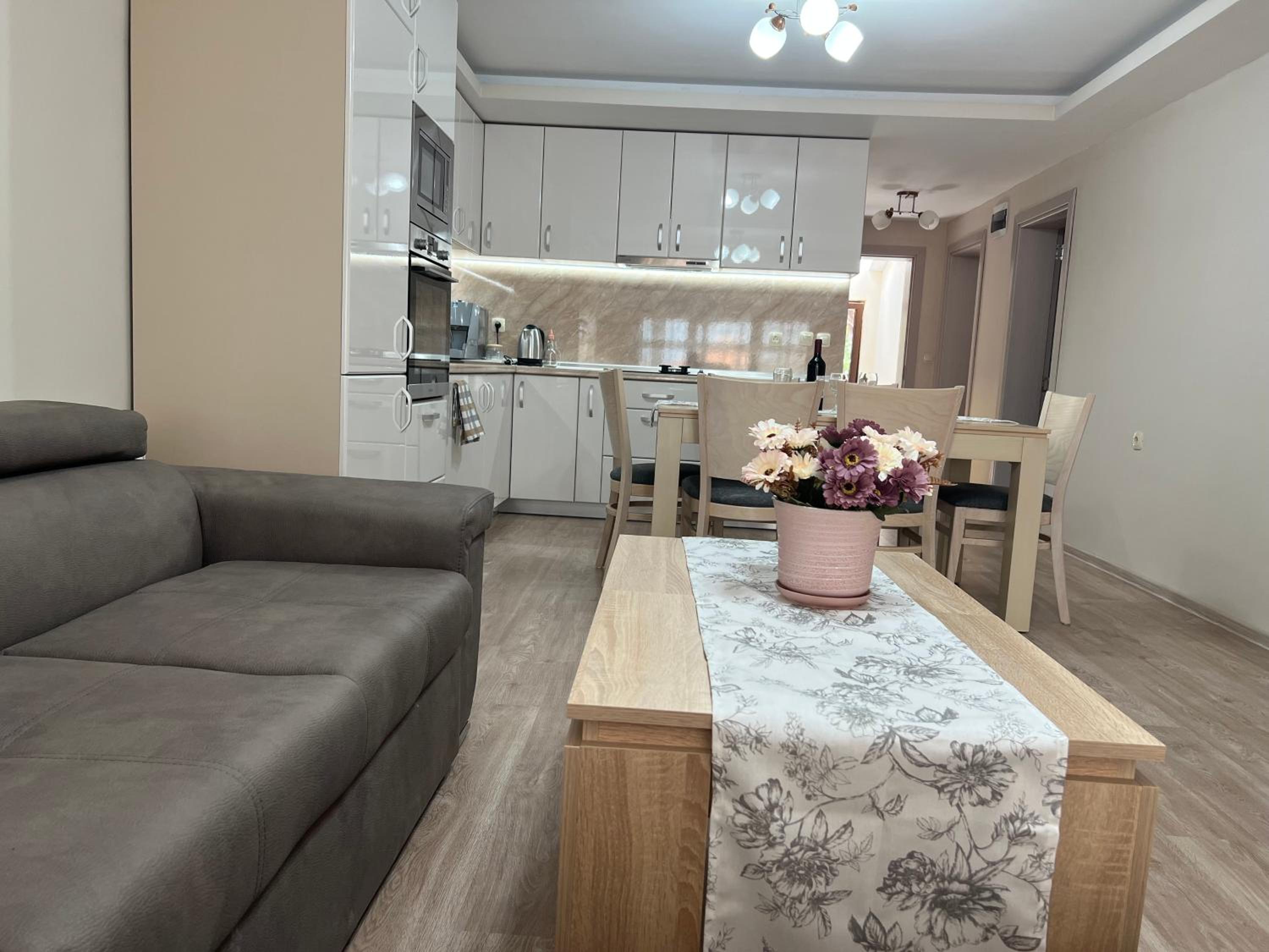 Three-Bedroom Apartment photo 1