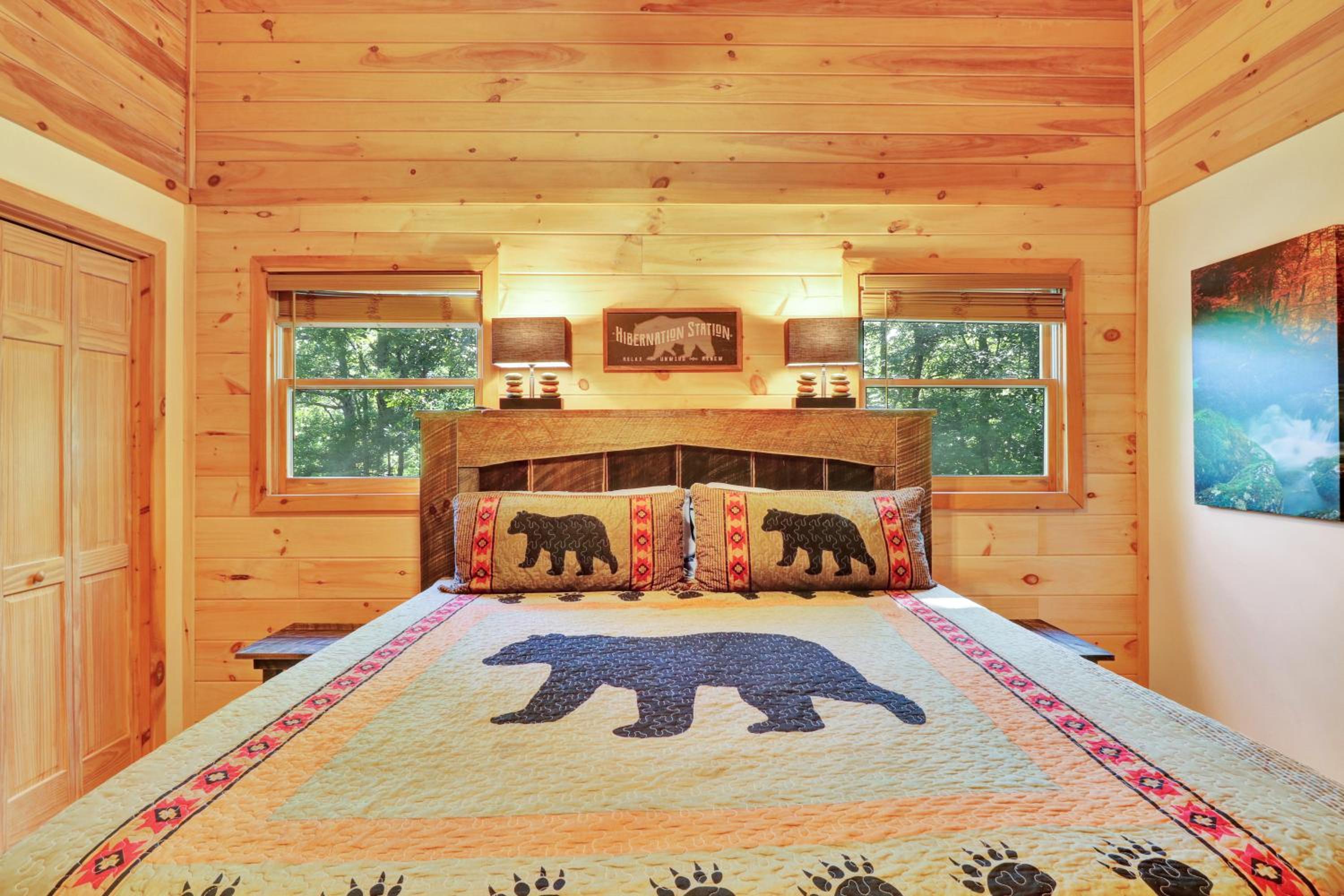 Four-Bedroom House photo 2