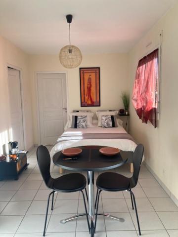Deluxe Room - Photo 1