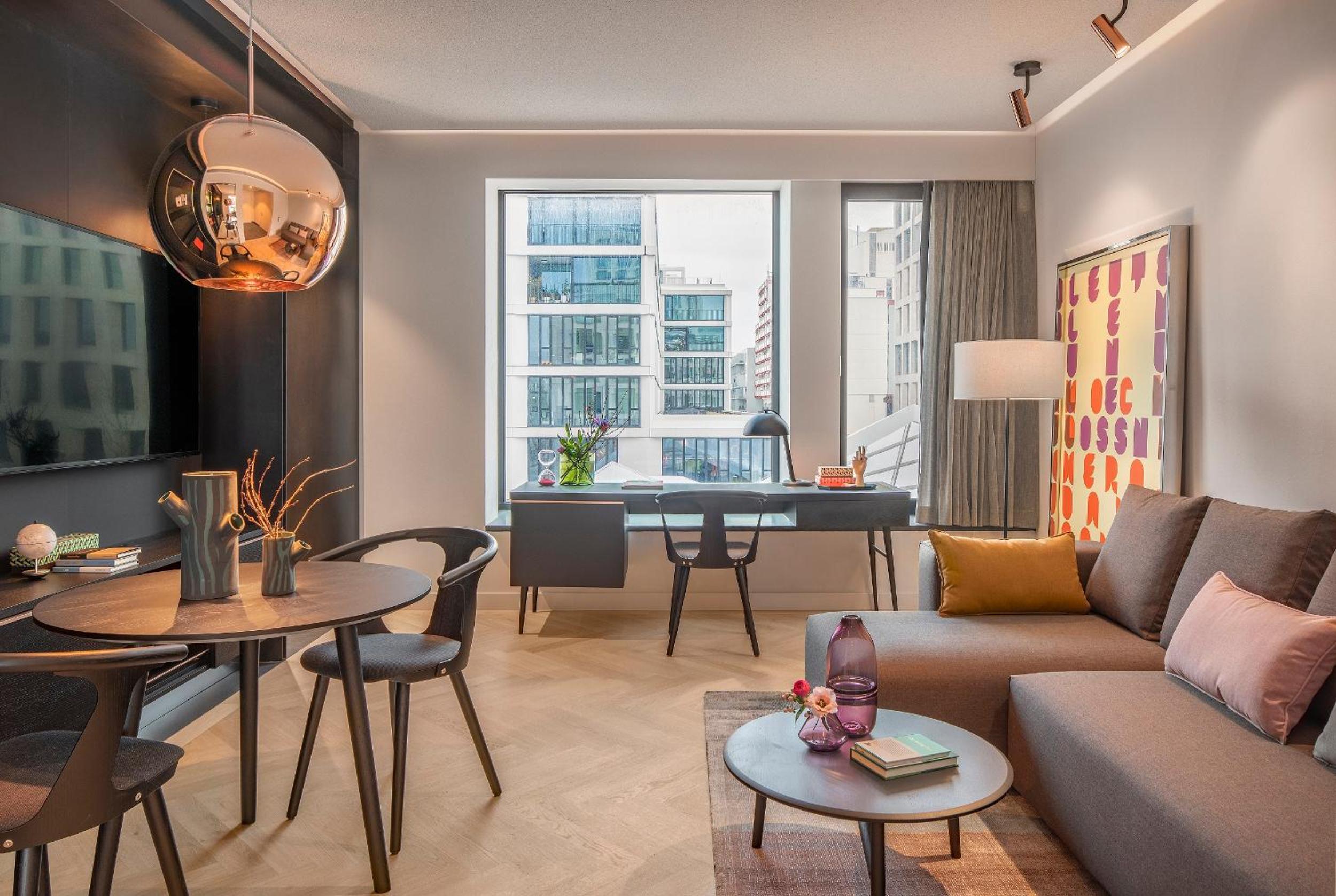 Andaz Suite