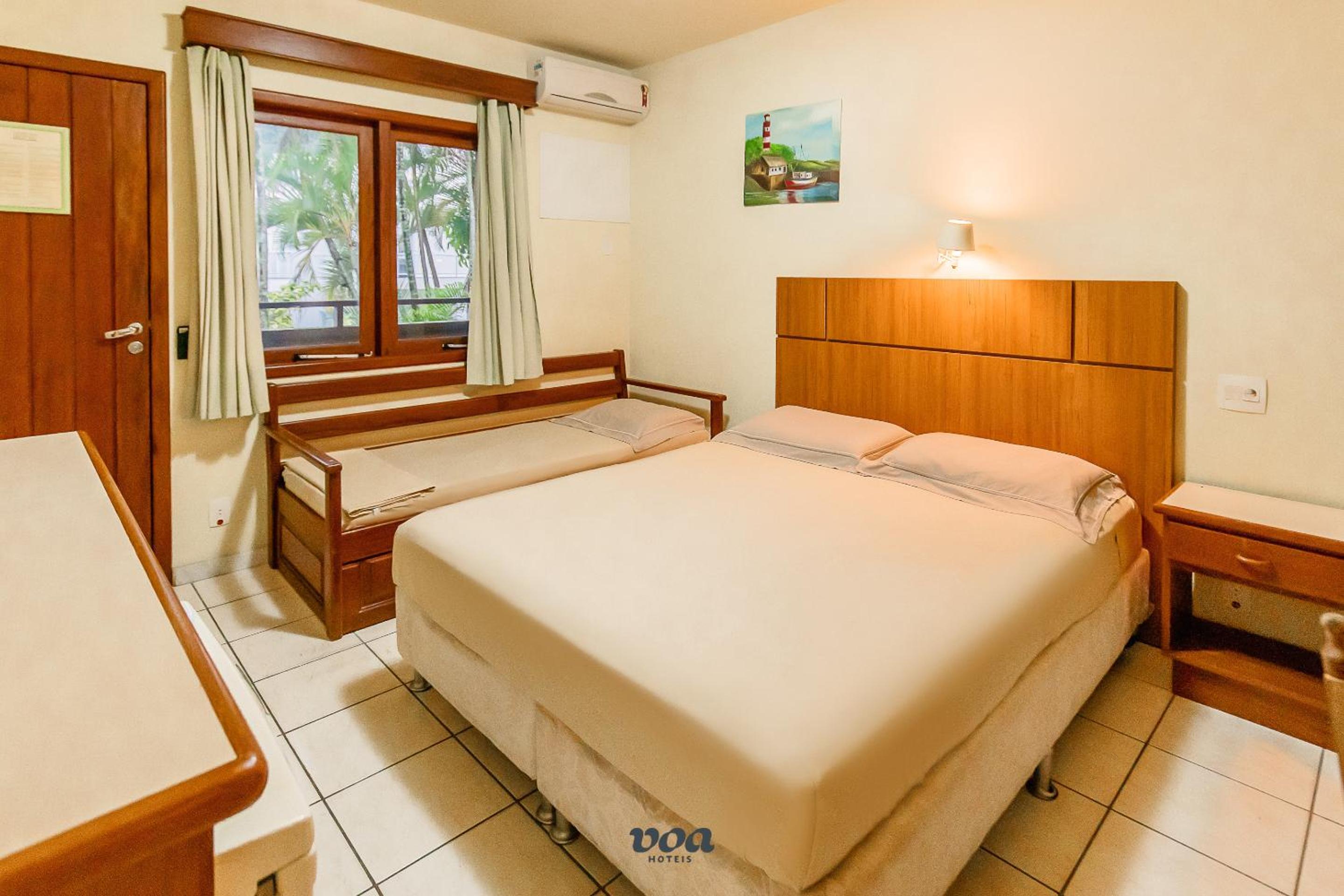 Standard Triple Room - Photo 7