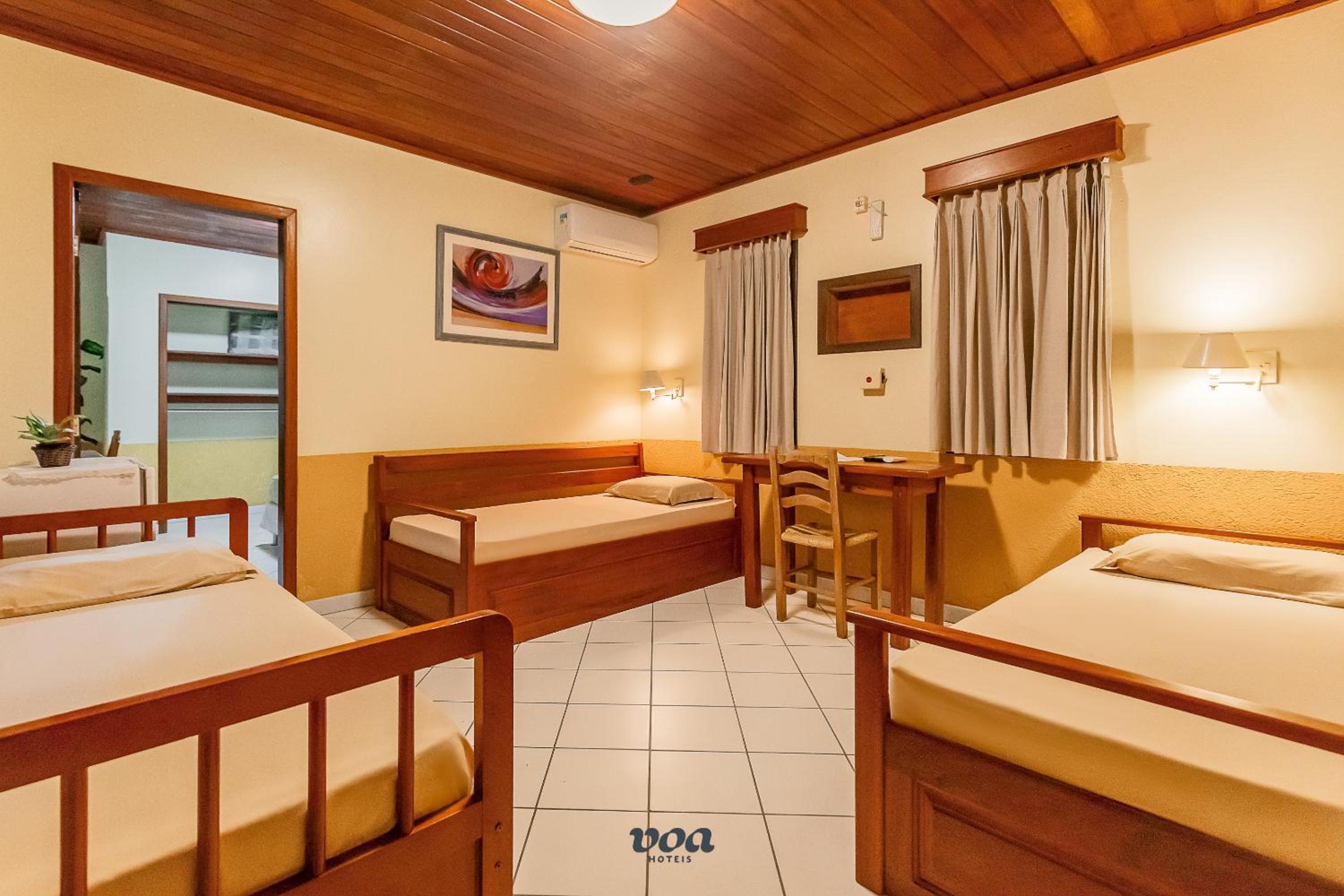 Standard Quadruple Room - Photo 2