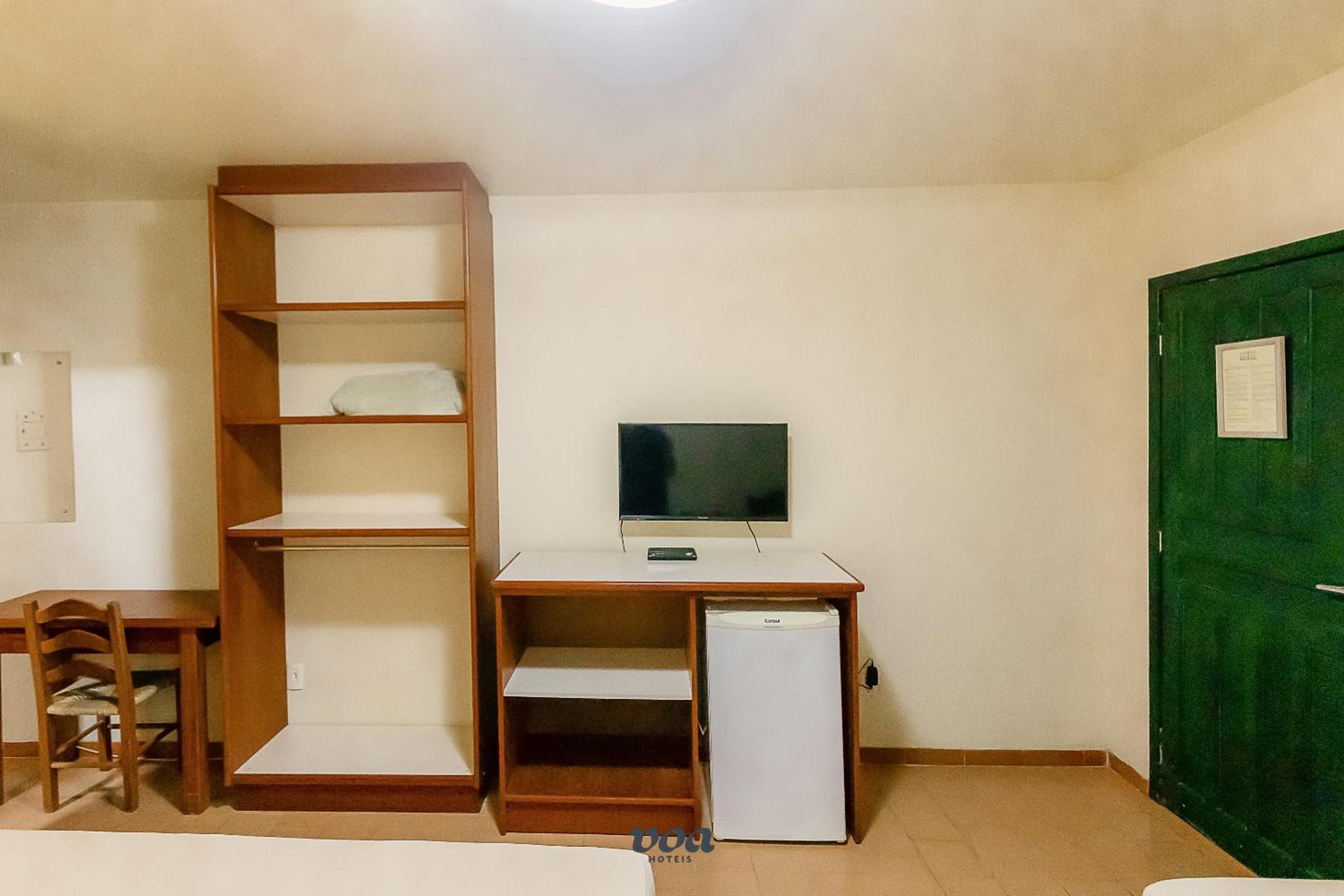Standard Triple Room - Photo 8