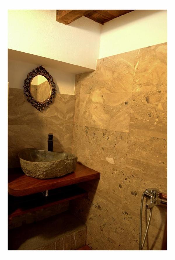 Two-Bedroom House - Photo 11