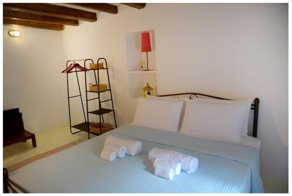 Two-Bedroom House - Photo 12