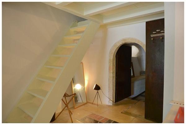 Two-Bedroom House - Photo 18