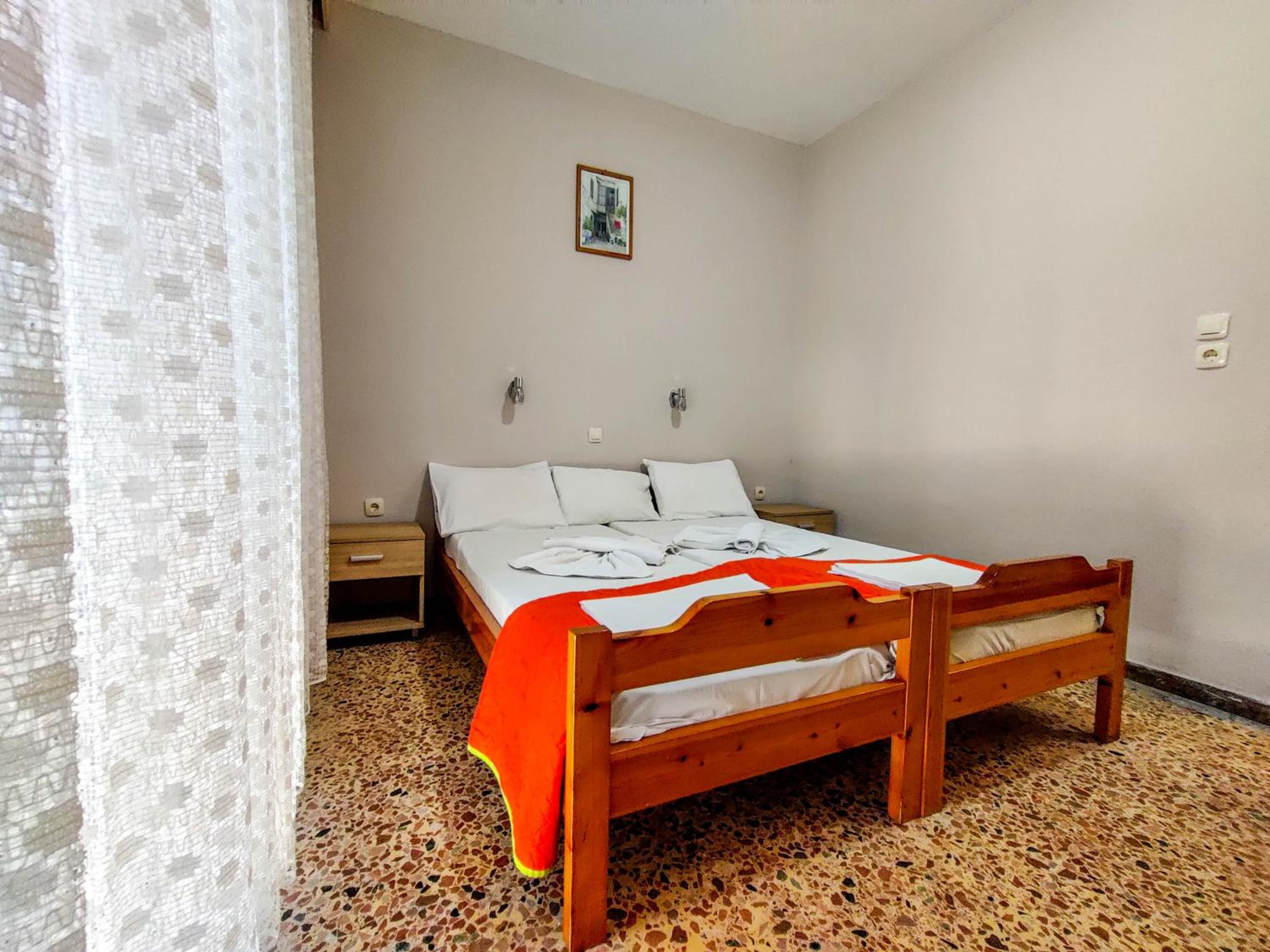 Double or Twin Room - Photo 1