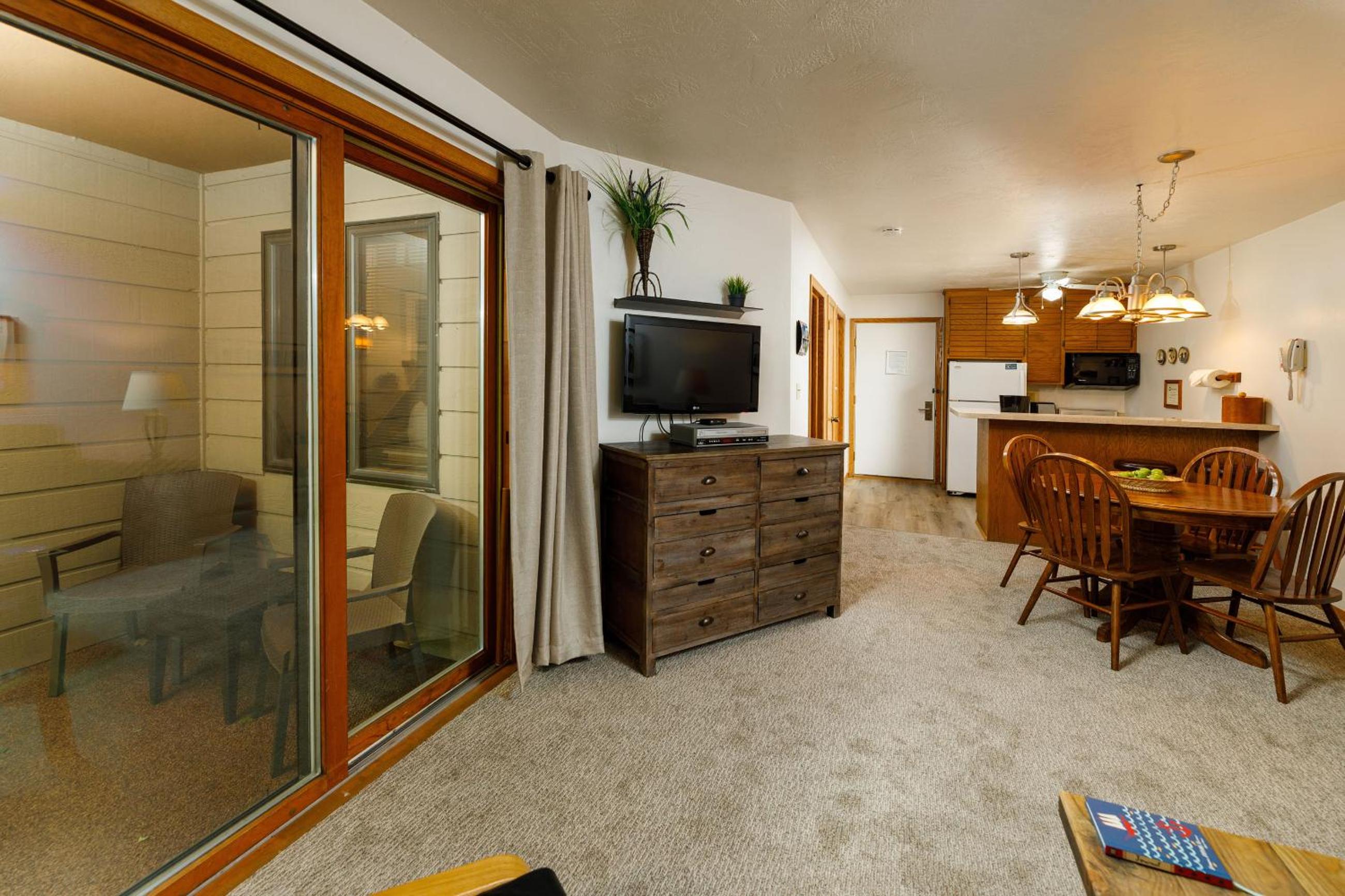 One-Bedroom Suite photo 1