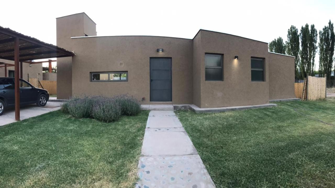 Two-Bedroom House photo 2