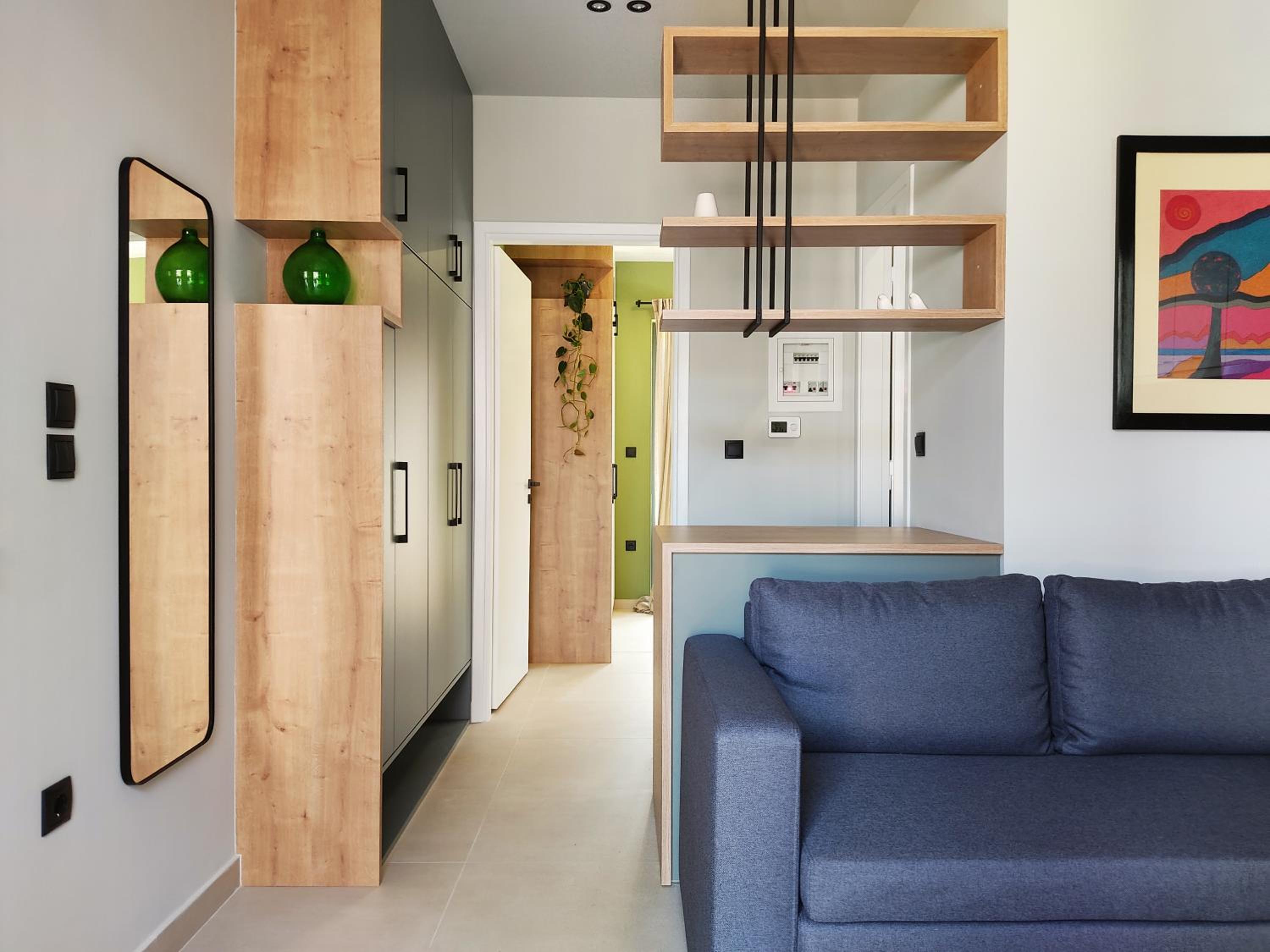 One-Bedroom Apartment