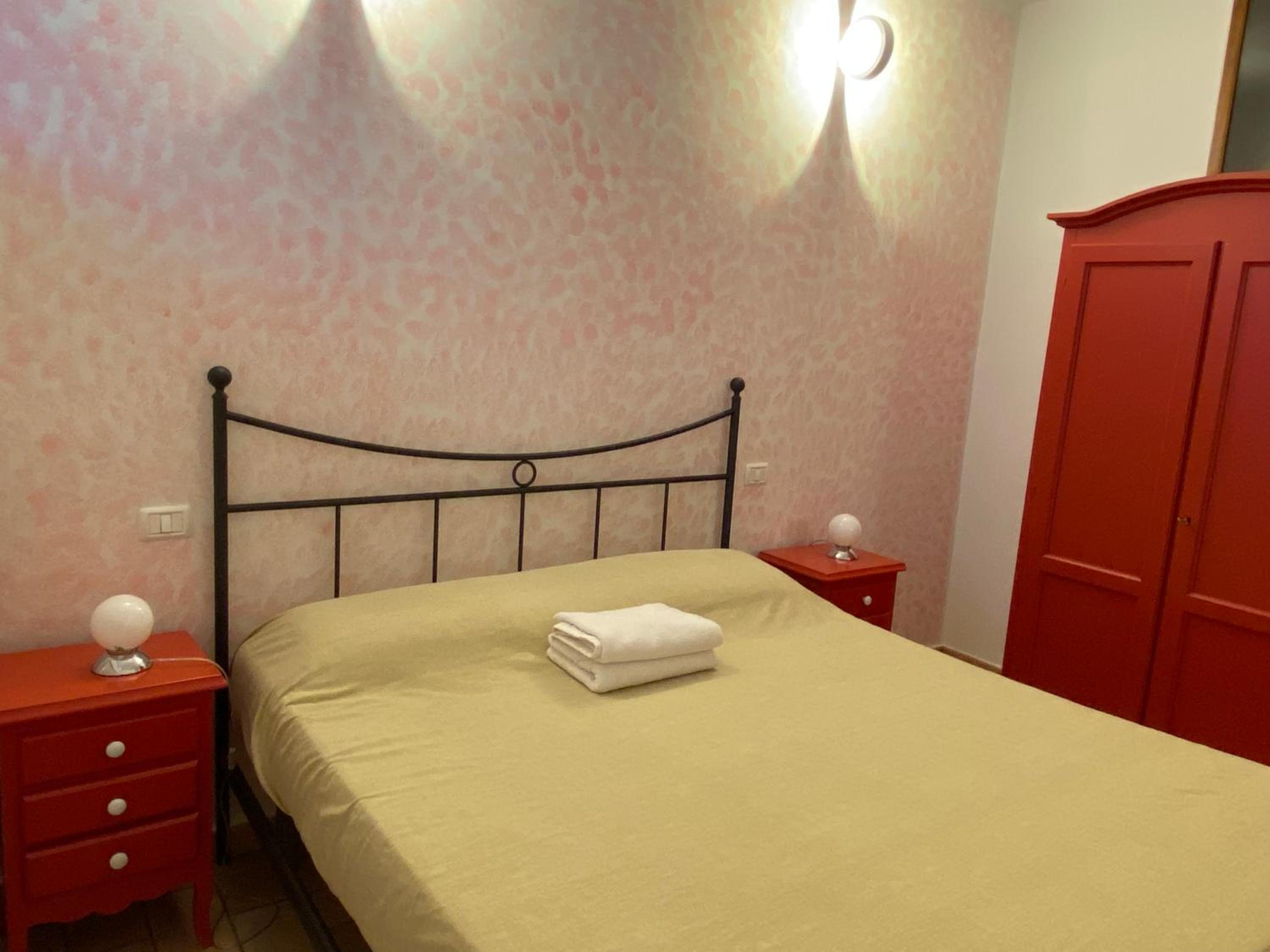 Studio Apartment photo 3