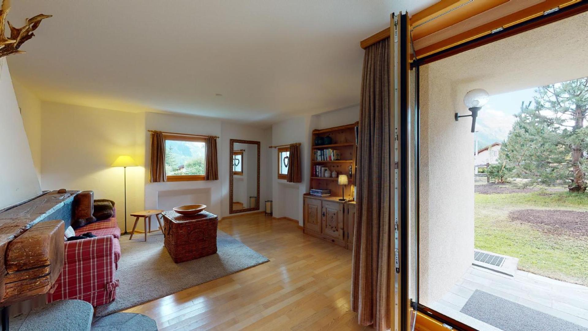 Apartment with Terrace photo 2