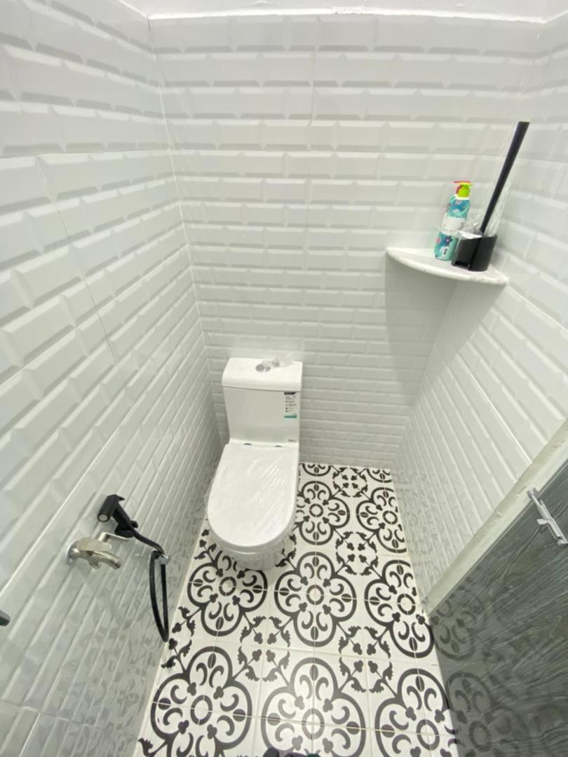Three-Bedroom House photo 3