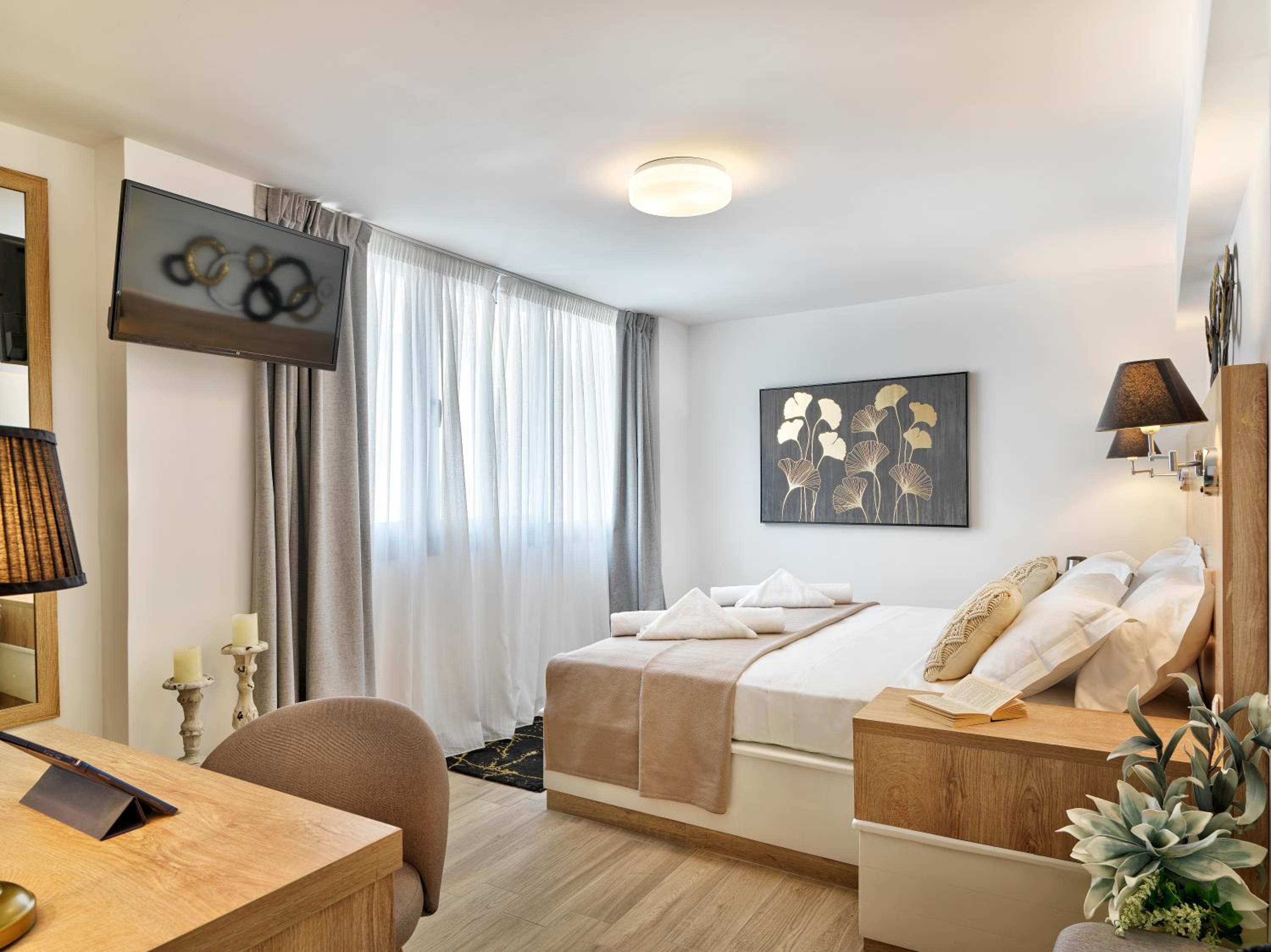 Budget Double Room photo 2