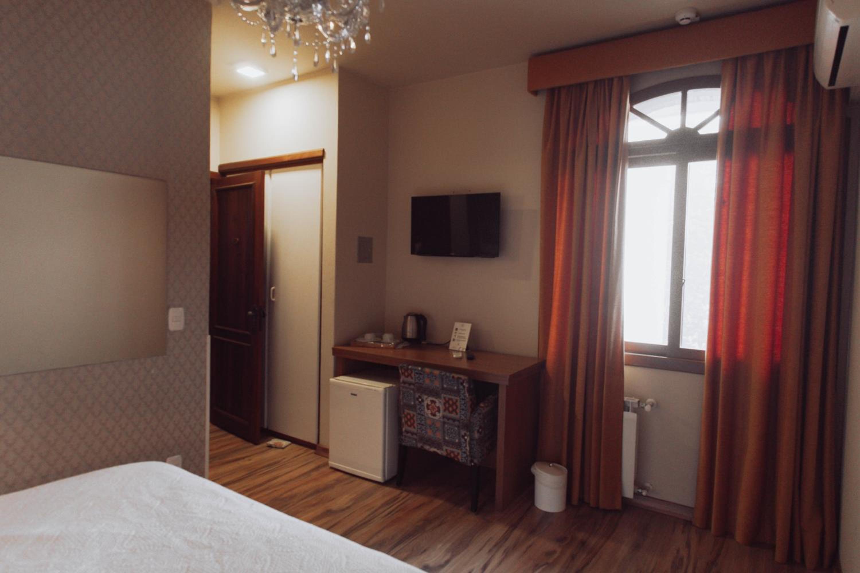 Deluxe Double or Twin Room photo 3