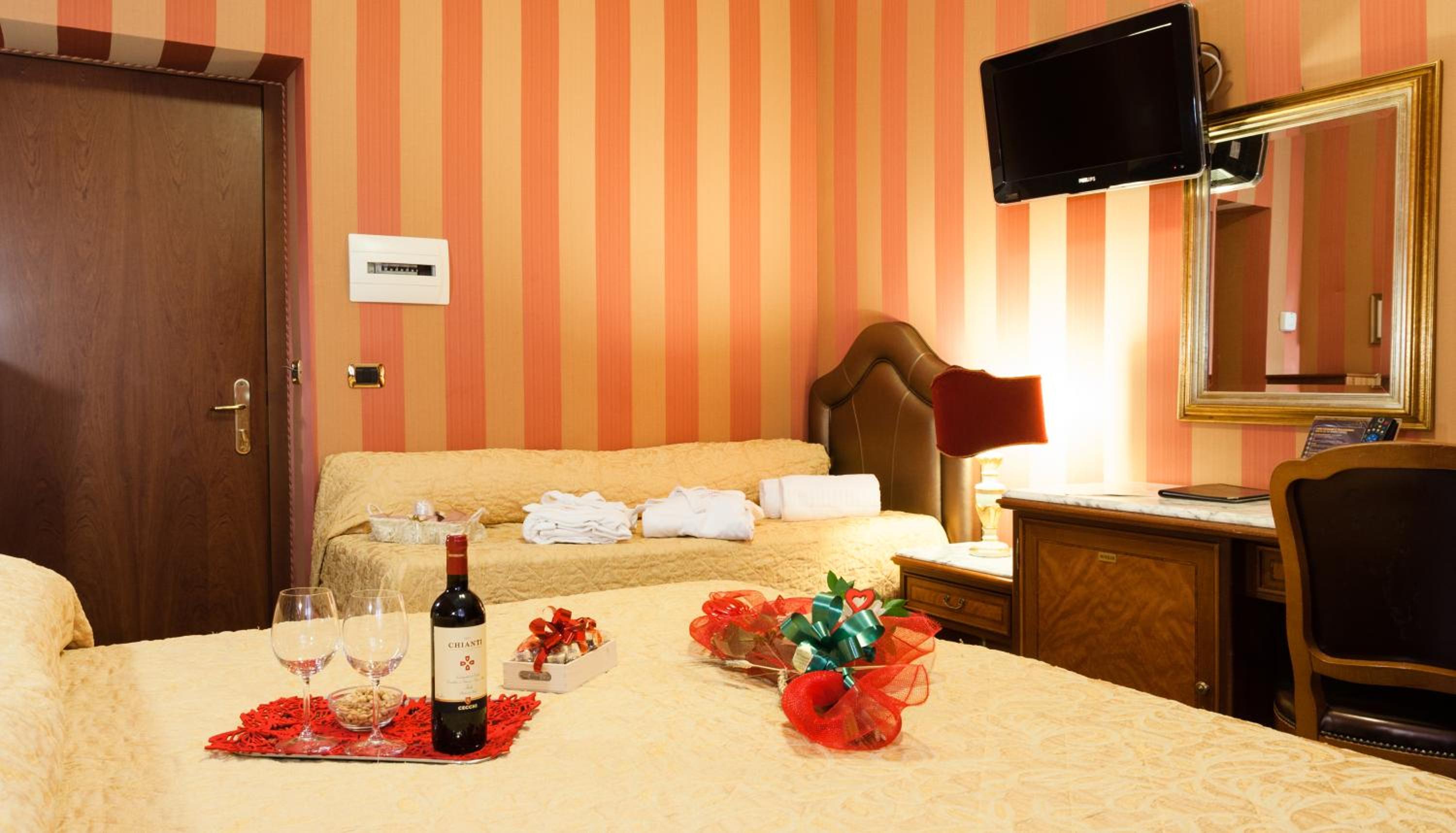 Triple Room photo 3