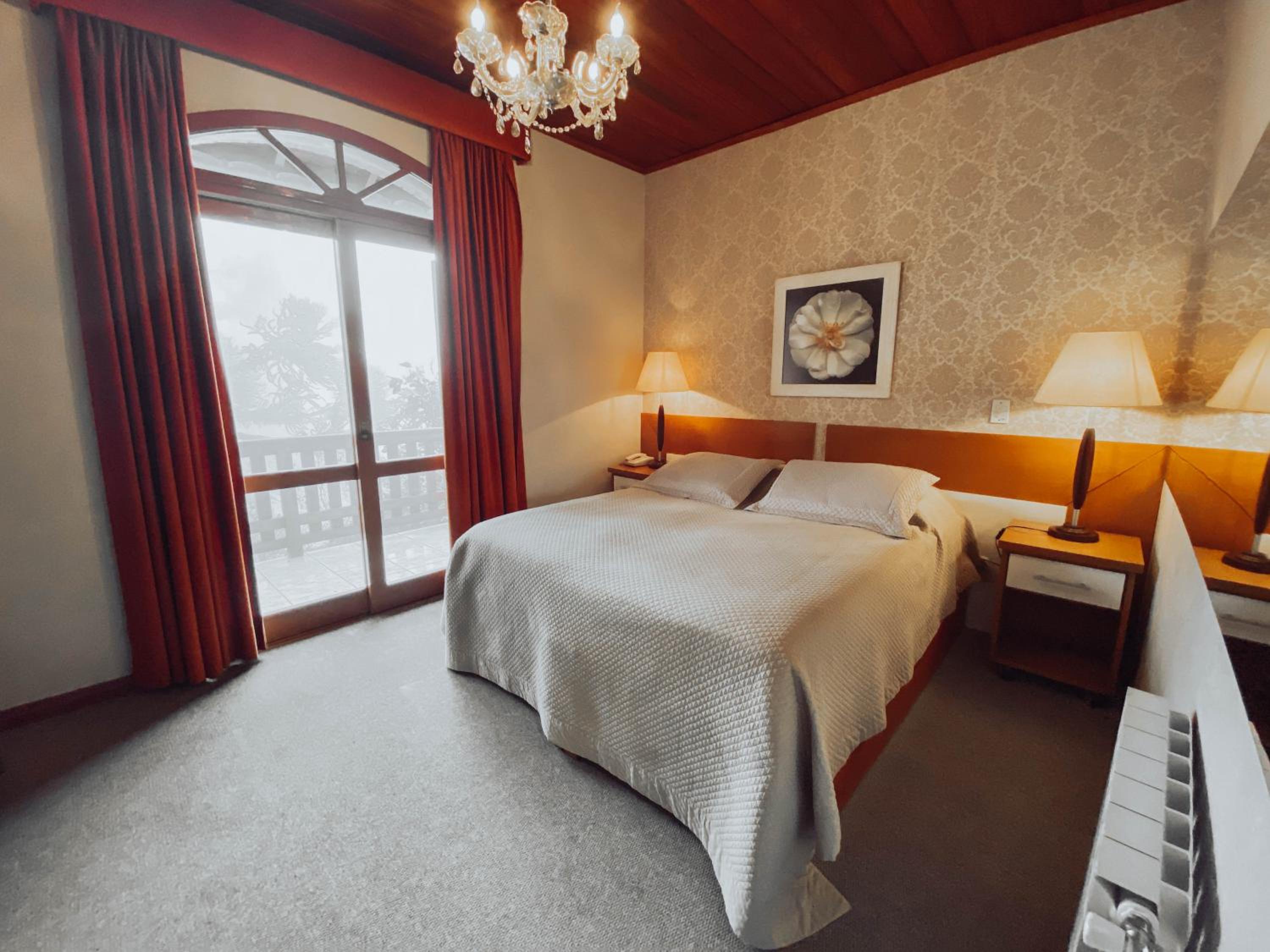 Deluxe Double or Twin Room with Balcony photo 3