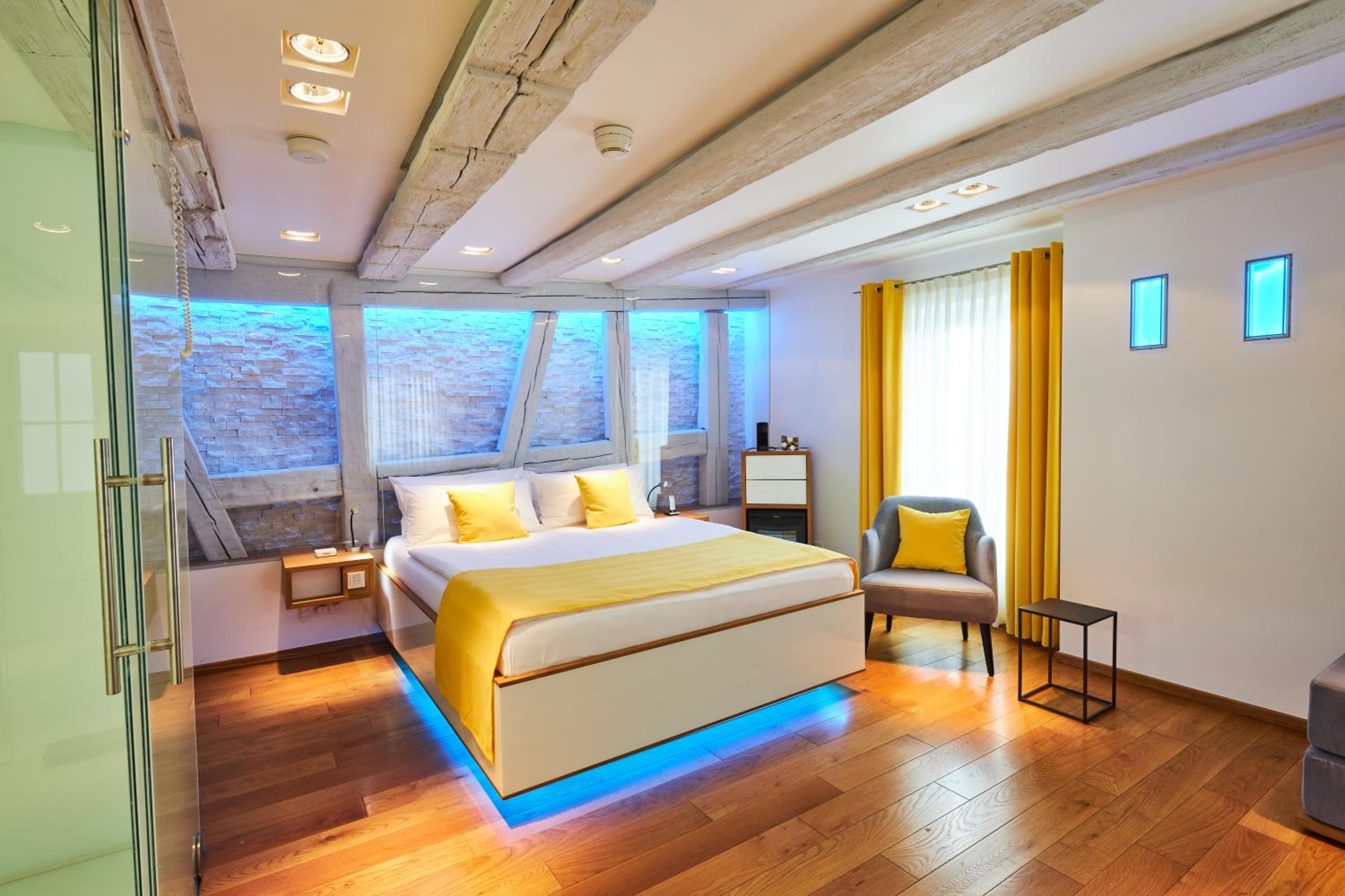 Double Room with Lake View
