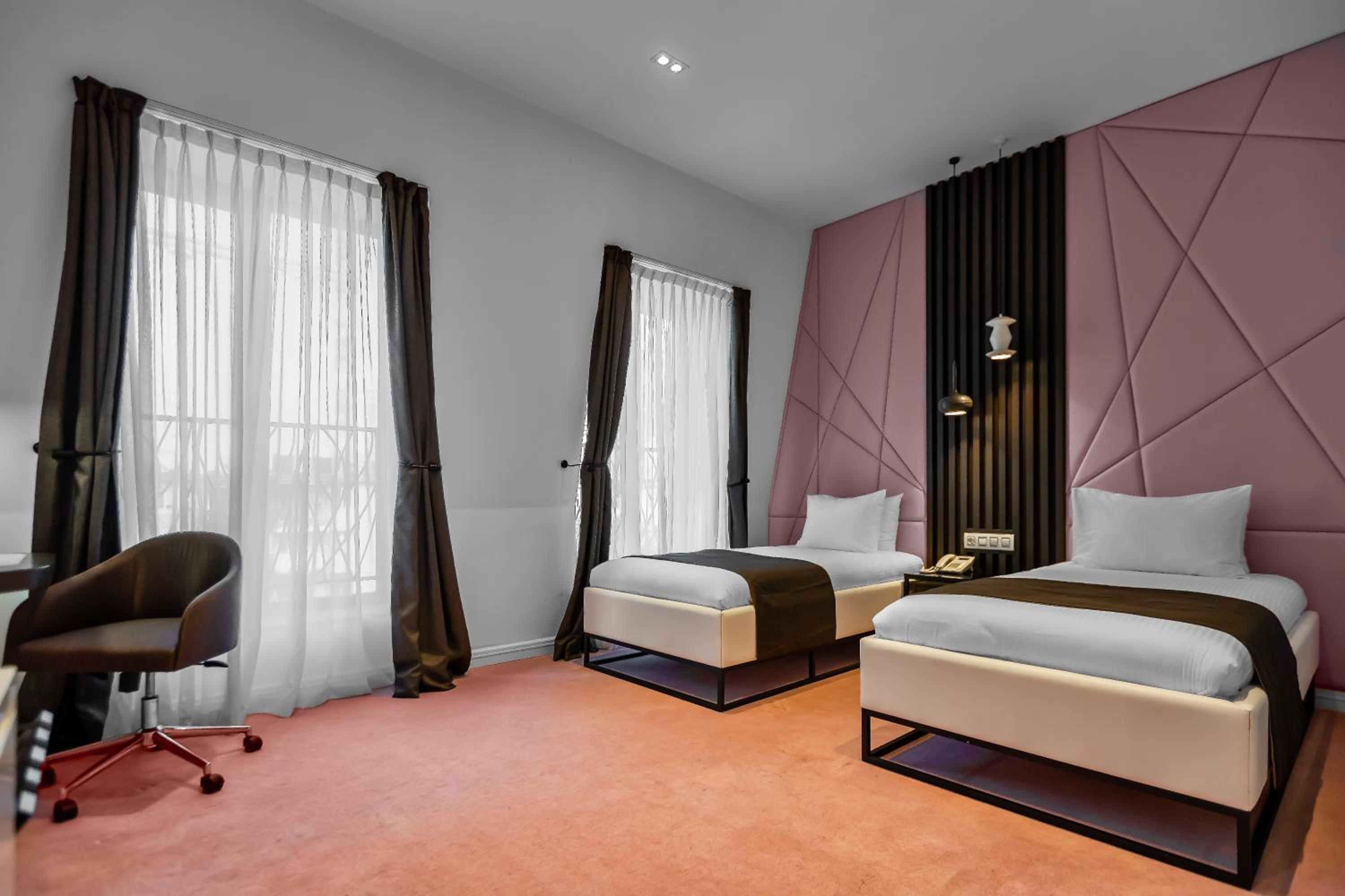 Standard Twin Room photo 3