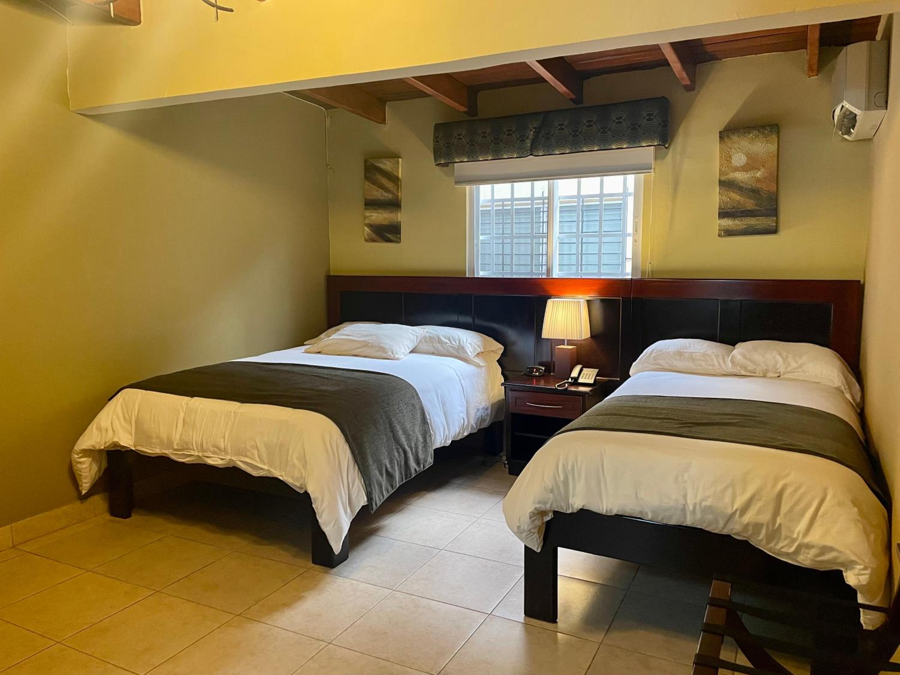 Standard Triple Room photo 2