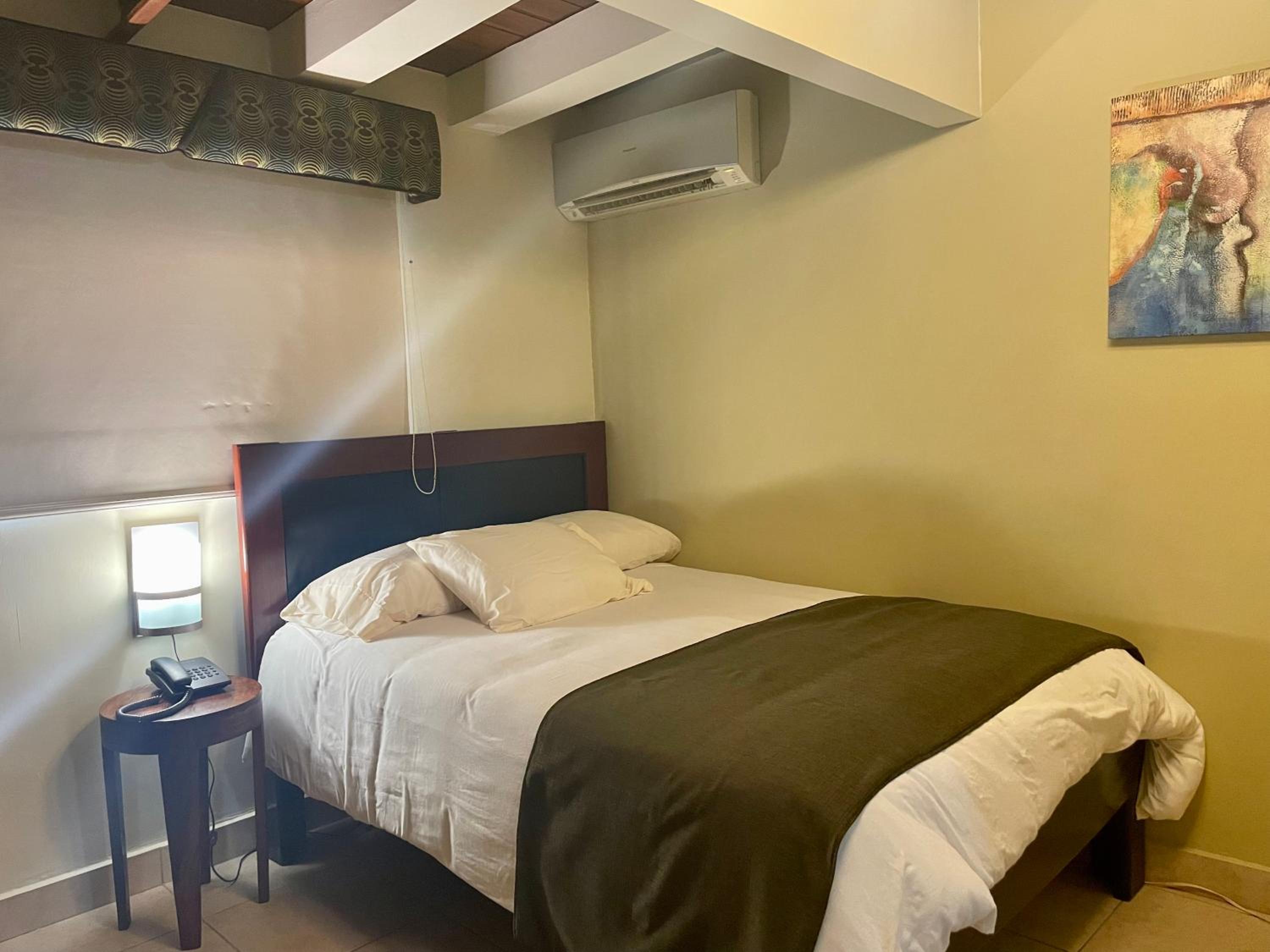 Standard Double Room photo 2
