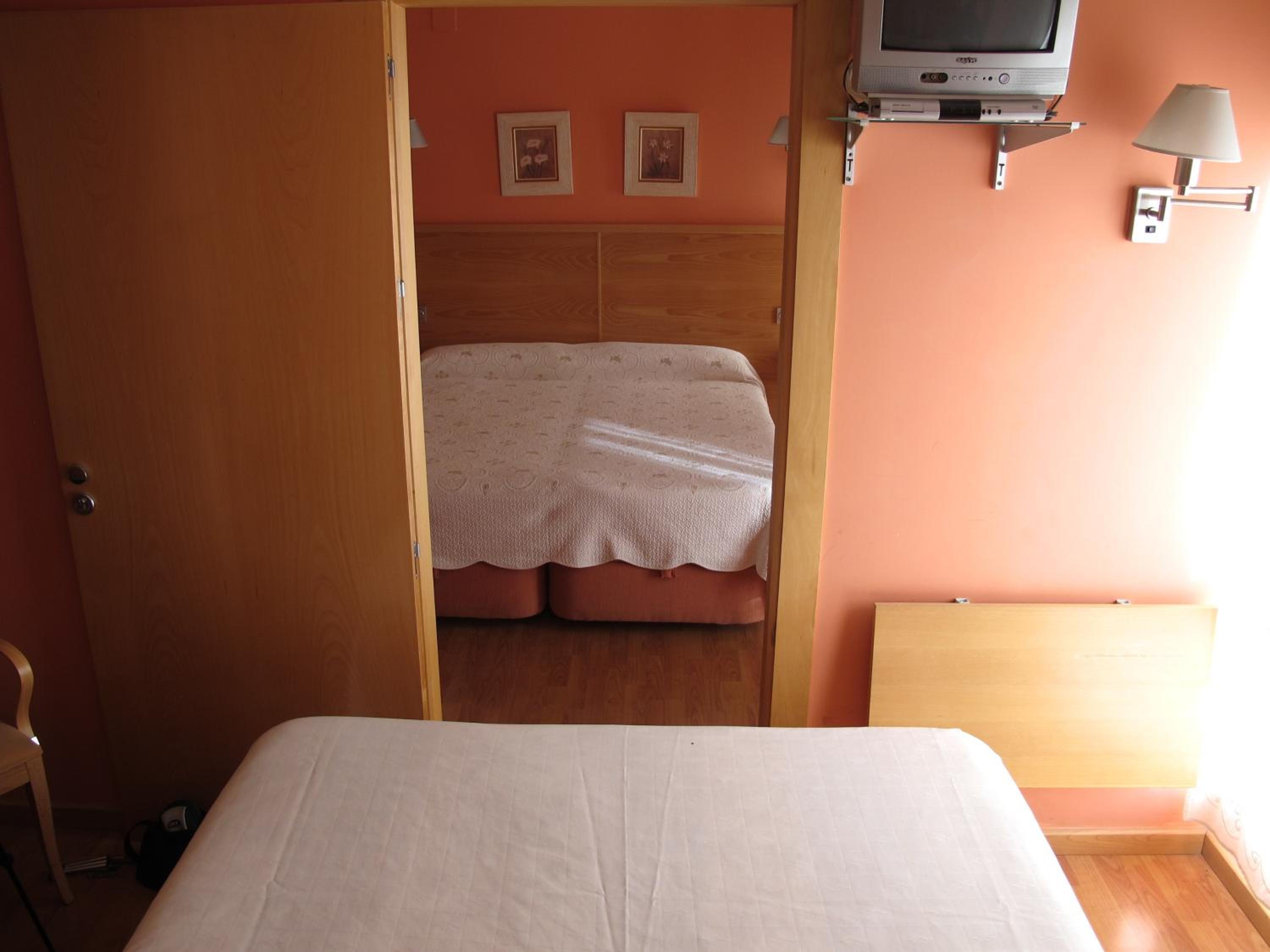 Habitación Familiar (2 Adultos + 2 Niños)
