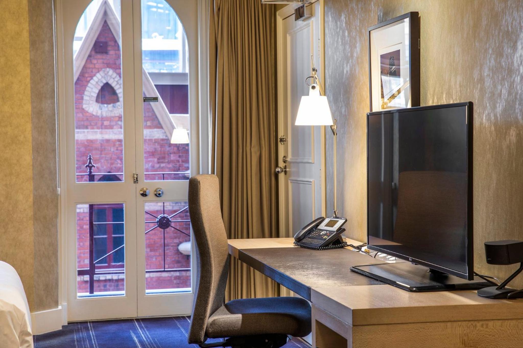 Classic Double Room with Two Double Beds - Photo 2