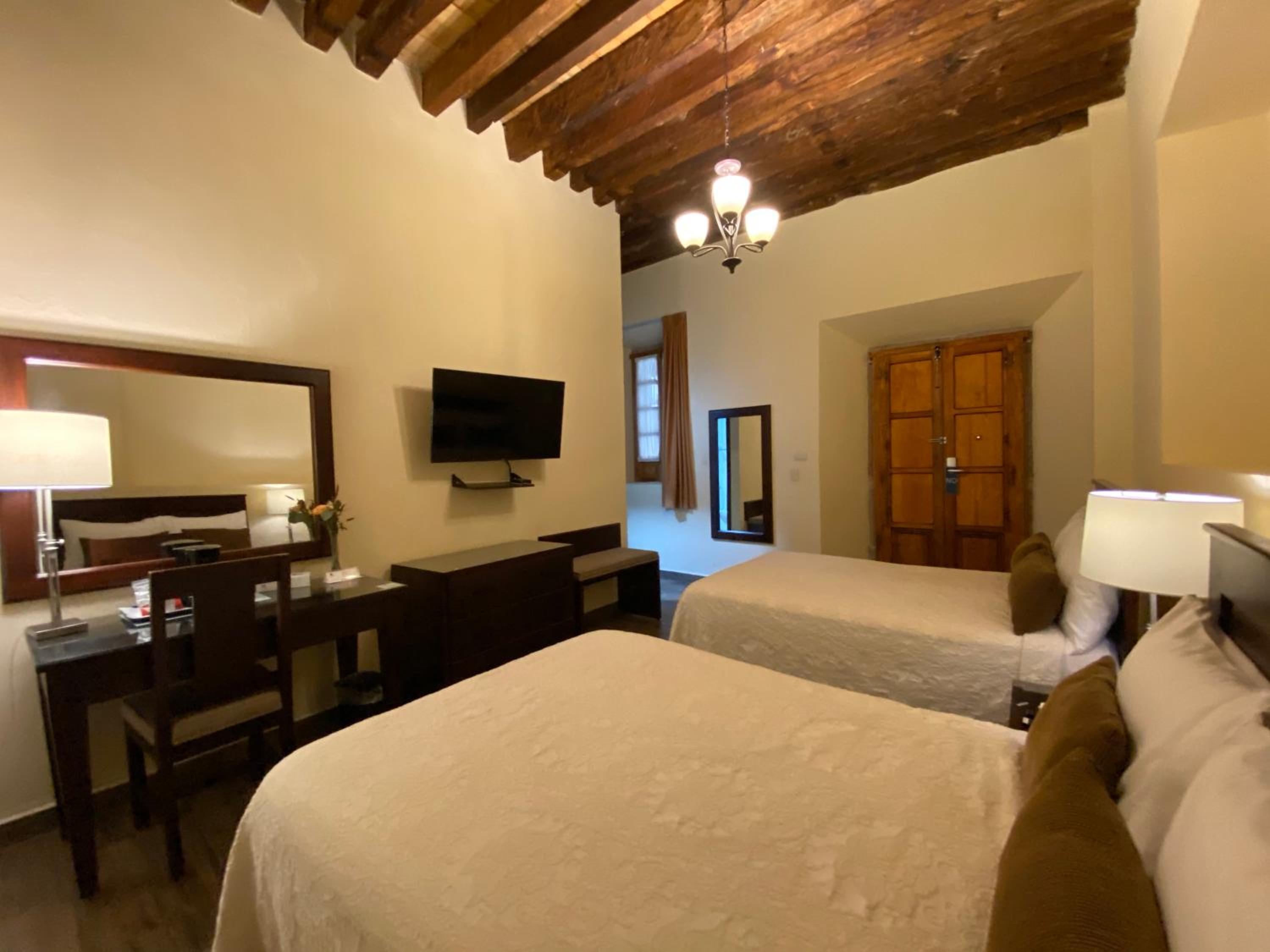 Standard Twin Room photo 1