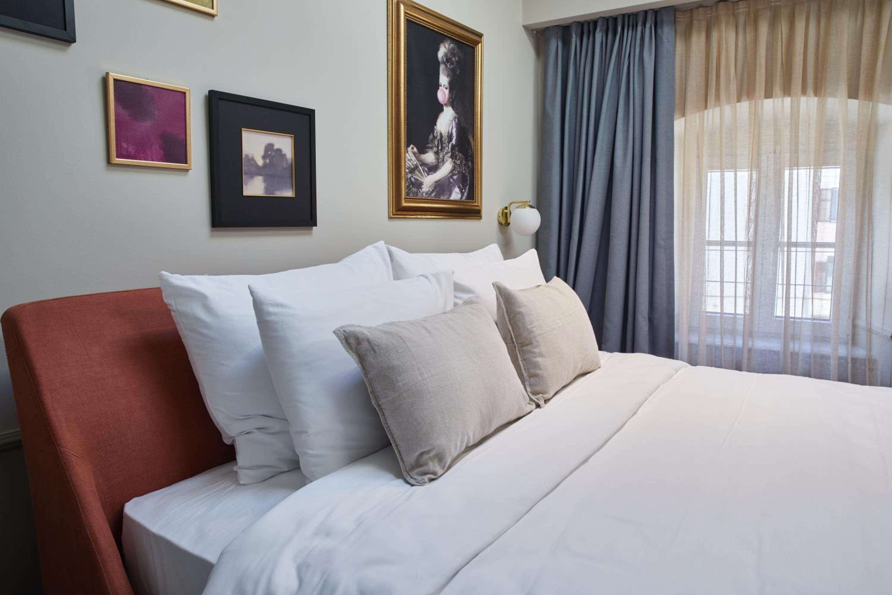 Double Room - Photo 2
