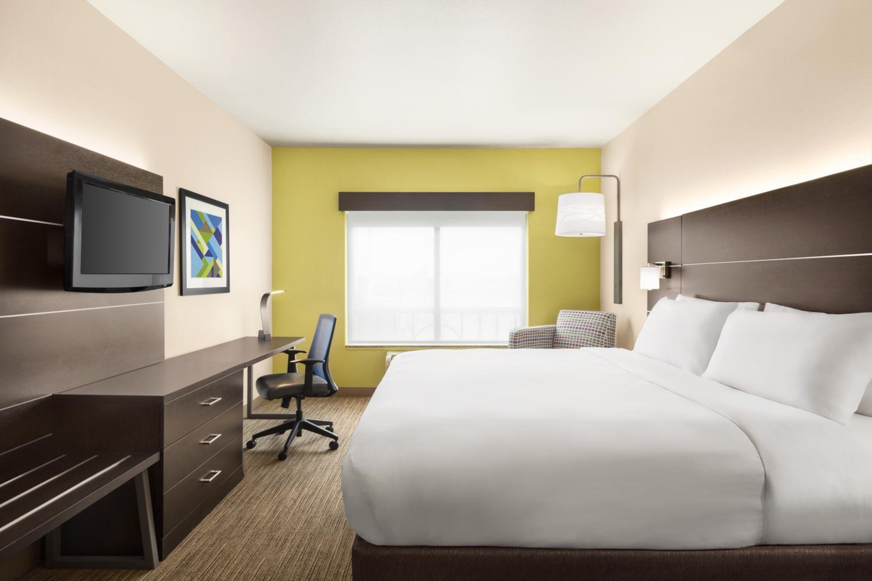 Standard King Room