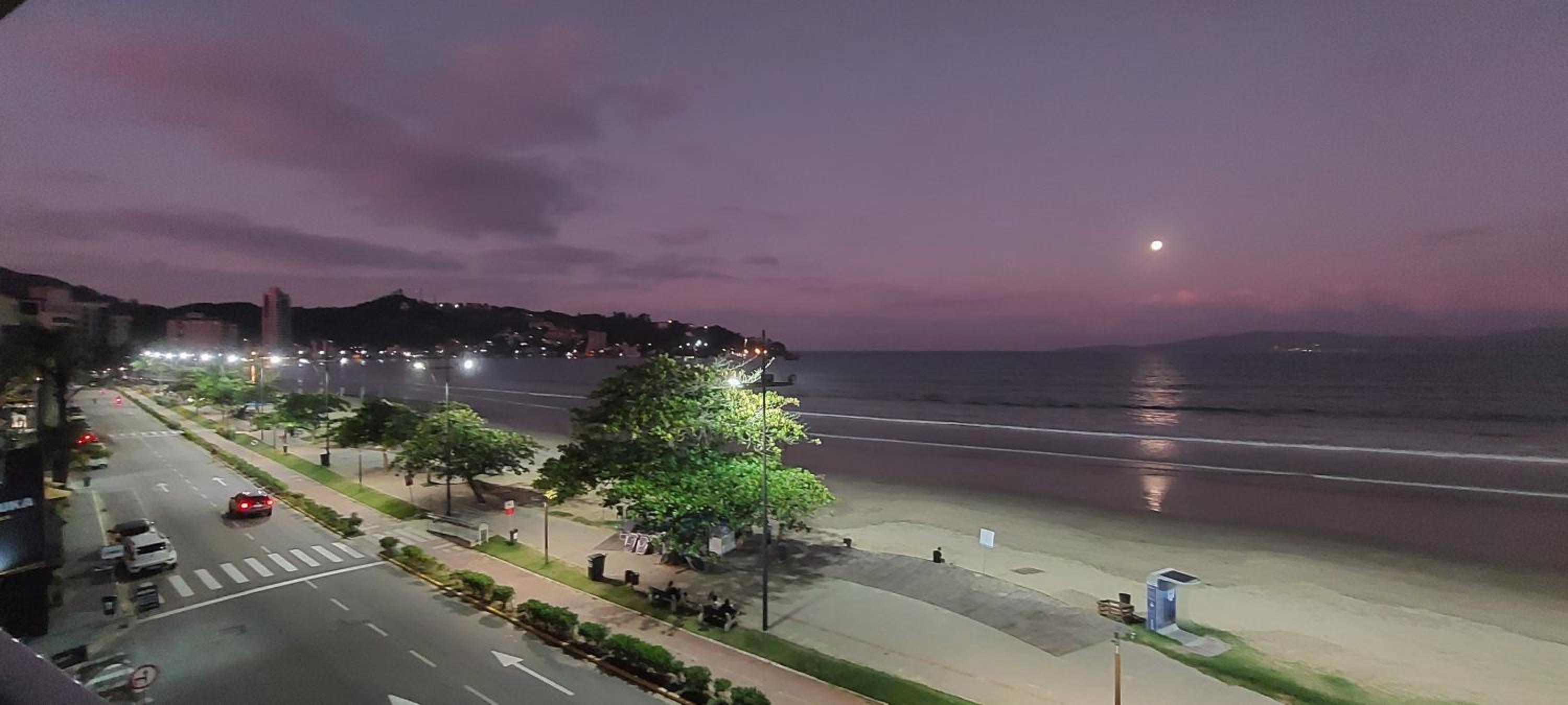 Apartment with Sea View - Photo 11