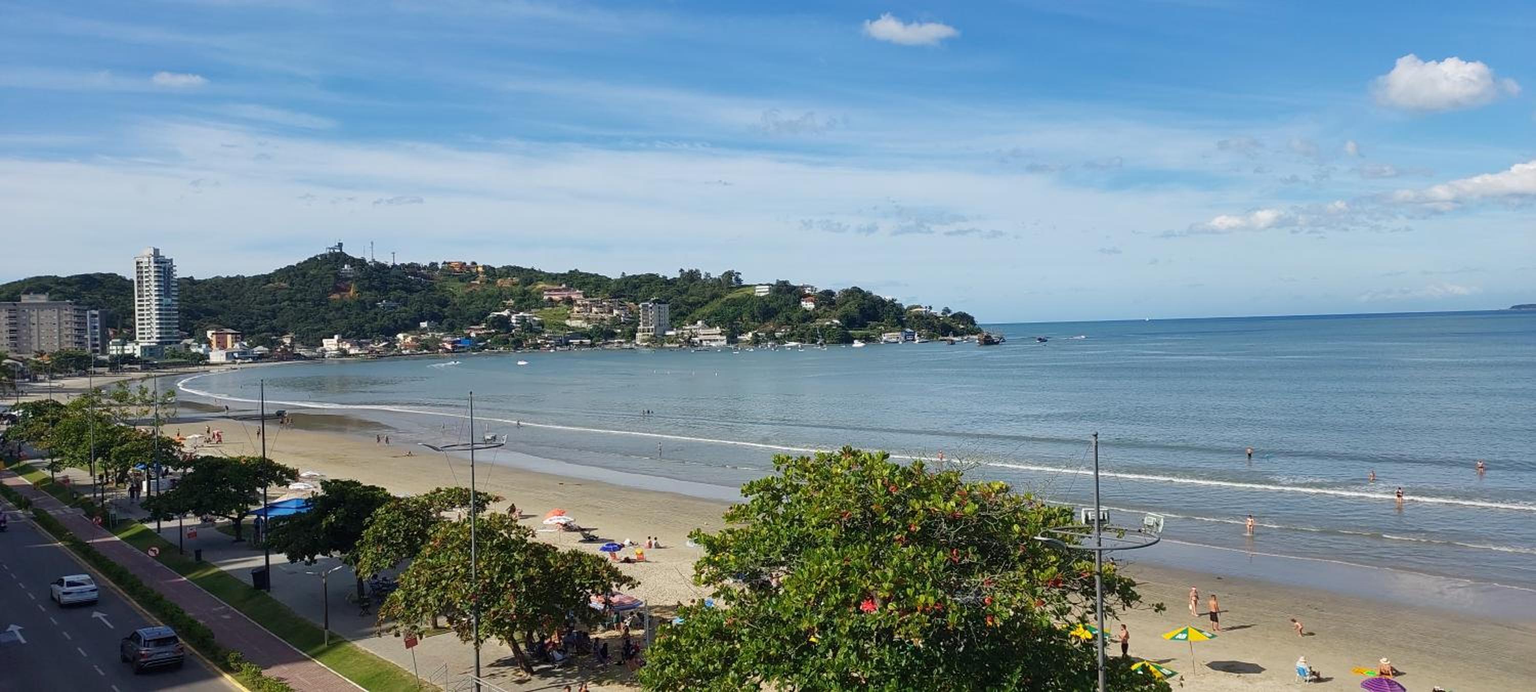 Apartment with Sea View - Photo 18
