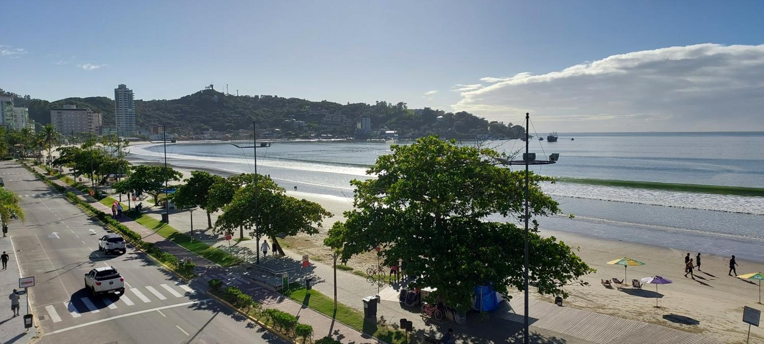 Apartment with Sea View - Photo 6