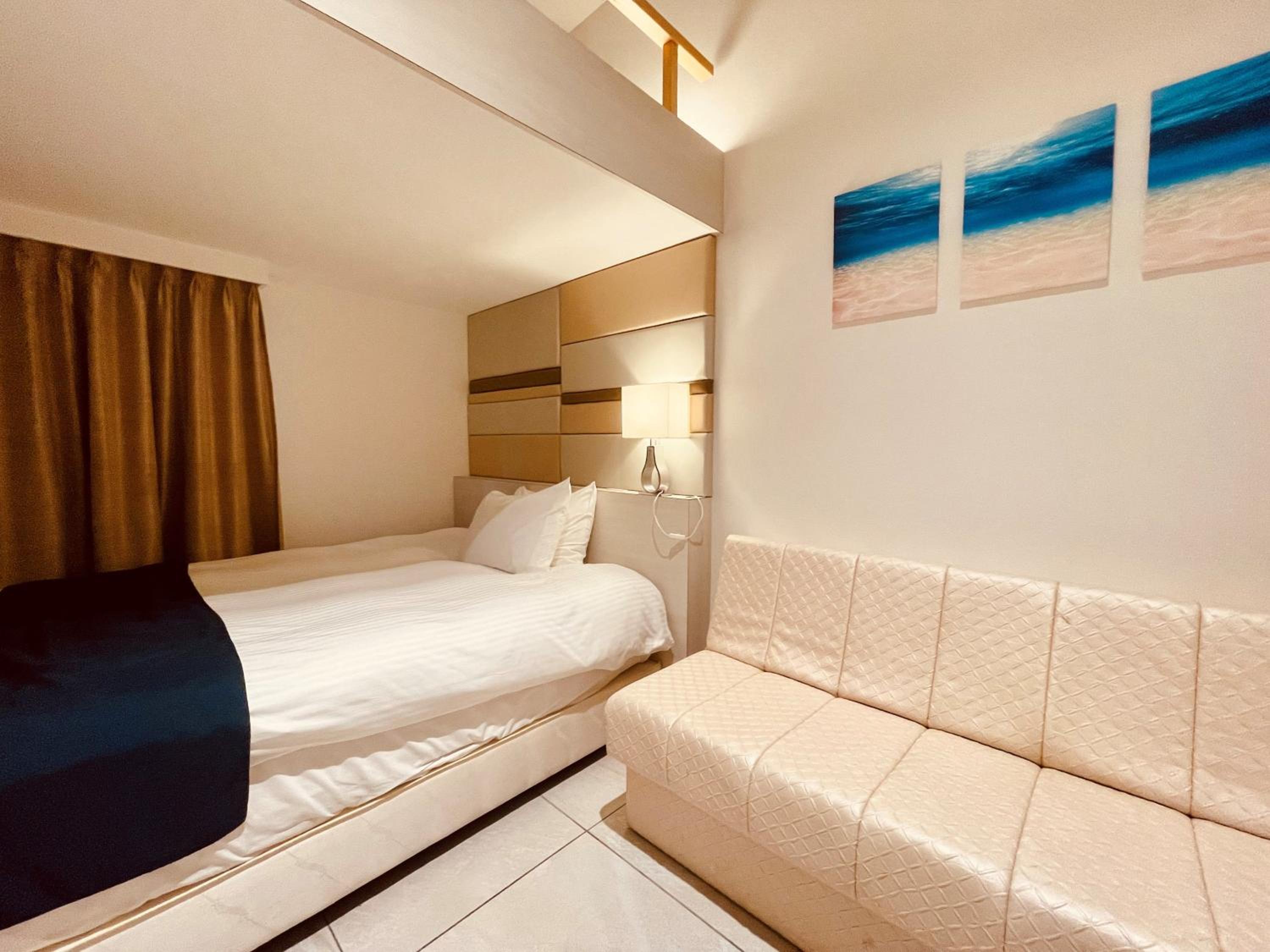 Premium Single Room - Non-Smoking