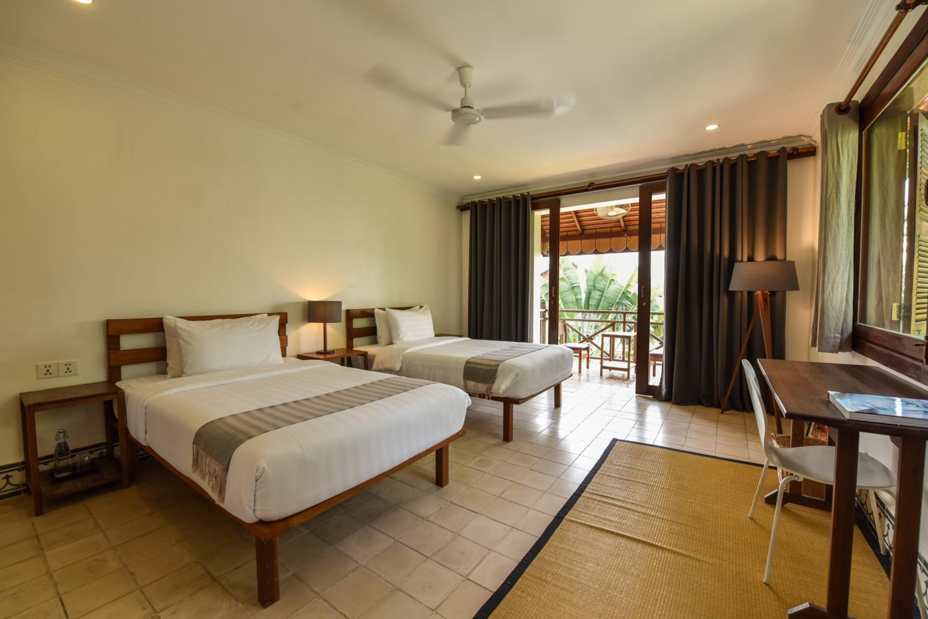 Standard Twin Room - Photo 1